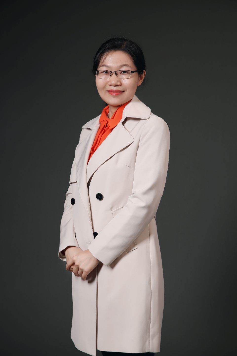 李风琴头像