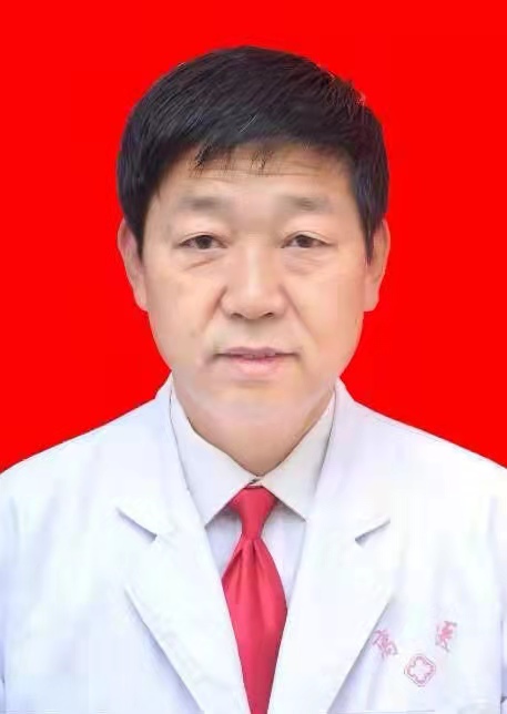 杨立光头像
