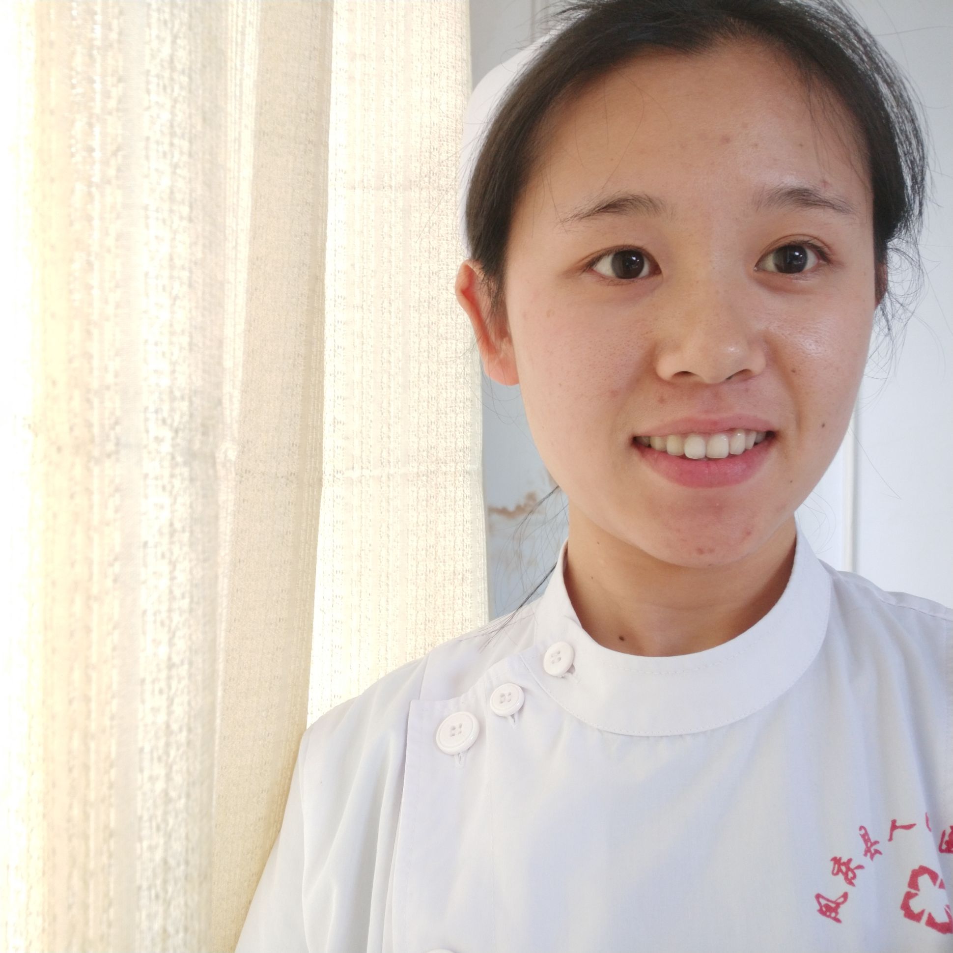 李安梅头像