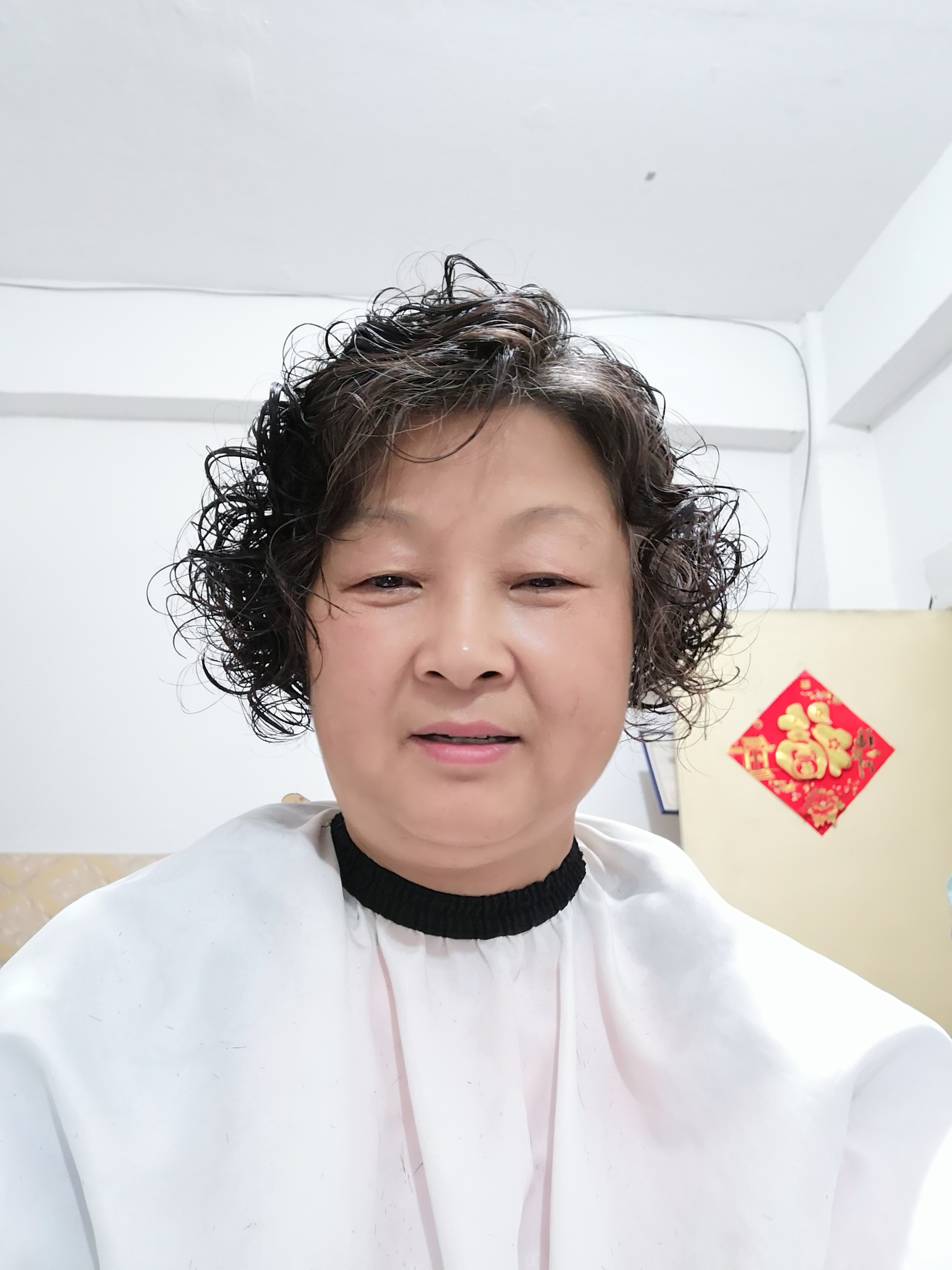 胡雪莲头像