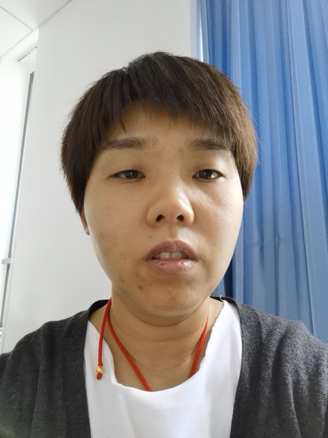 郝佳佳头像