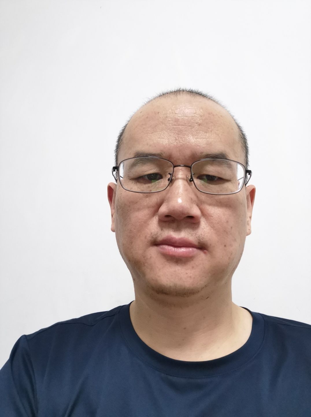 翟利锋头像