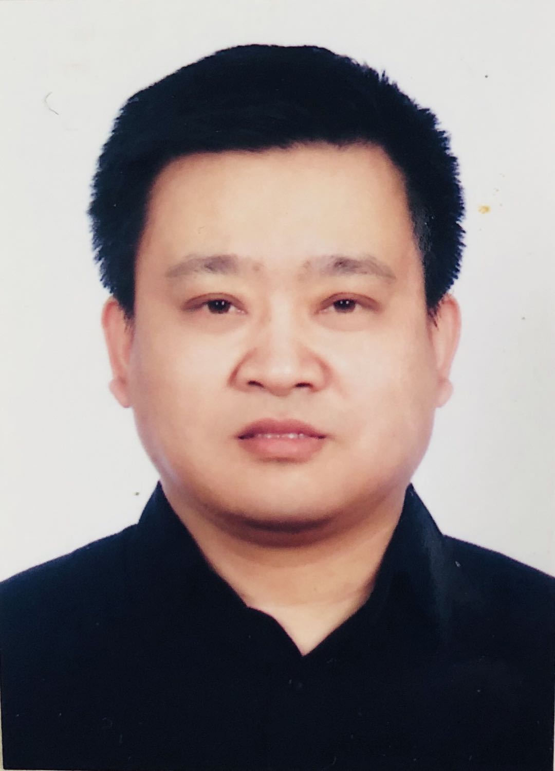 王志新头像
