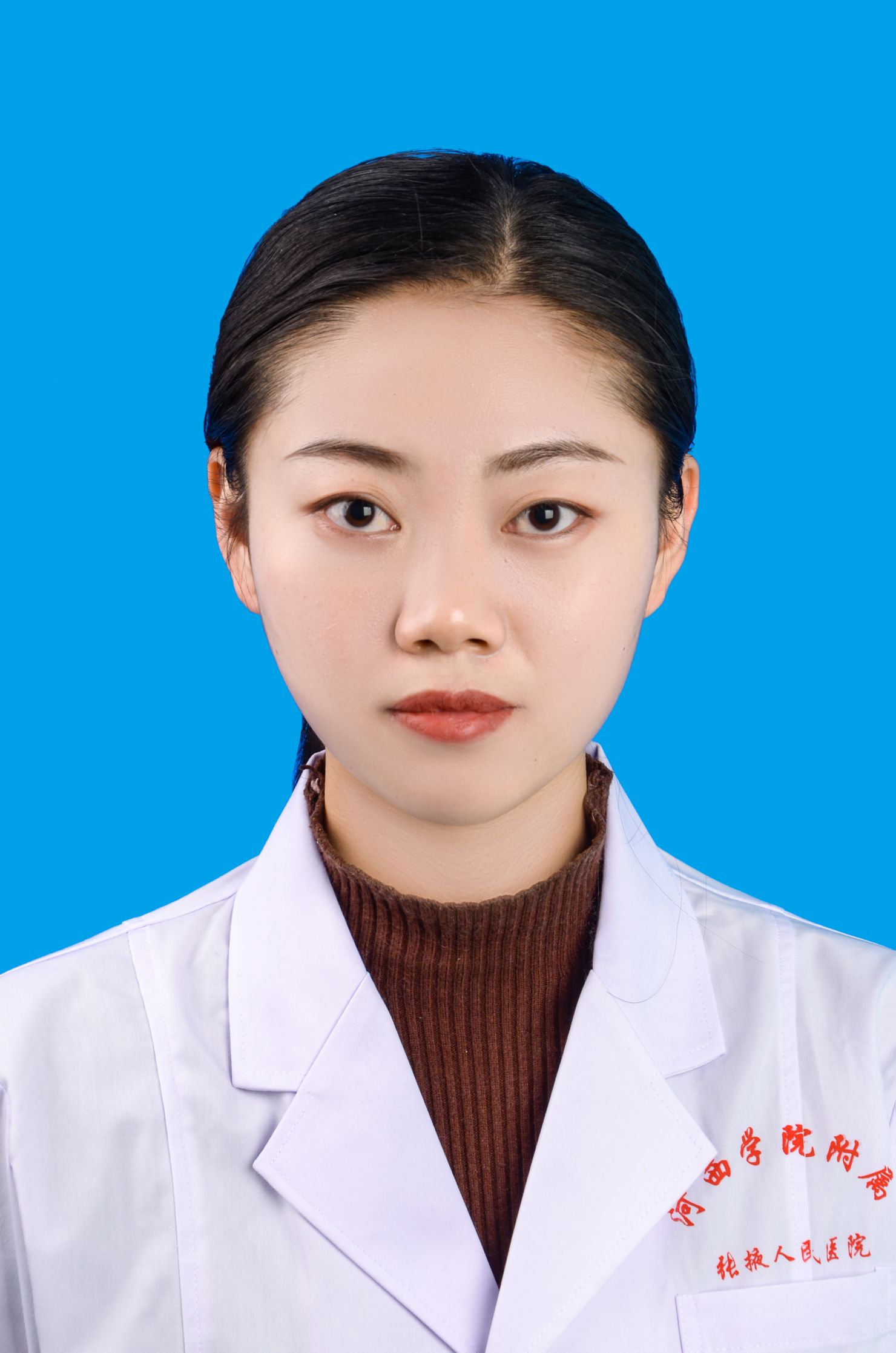 祁娜头像