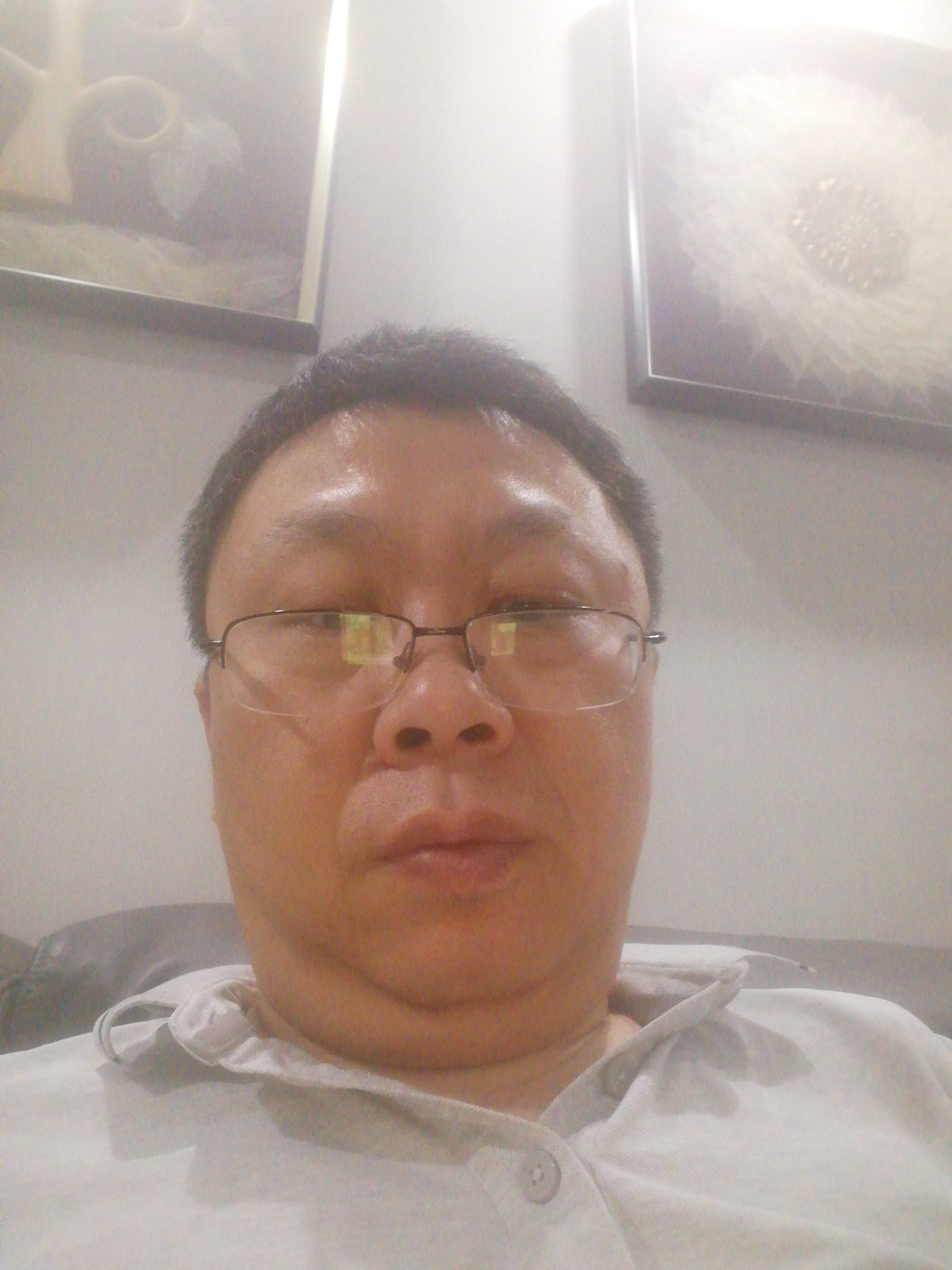 王海东头像