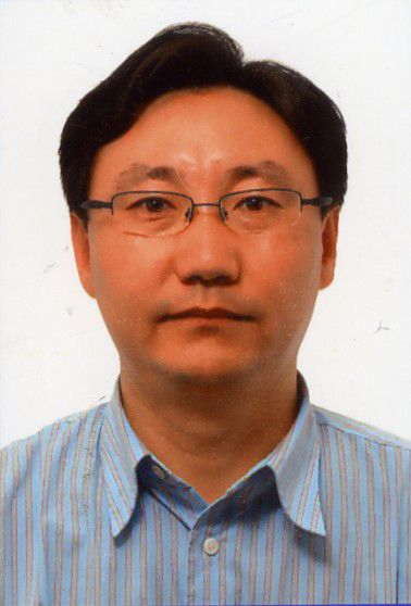 郑首学头像