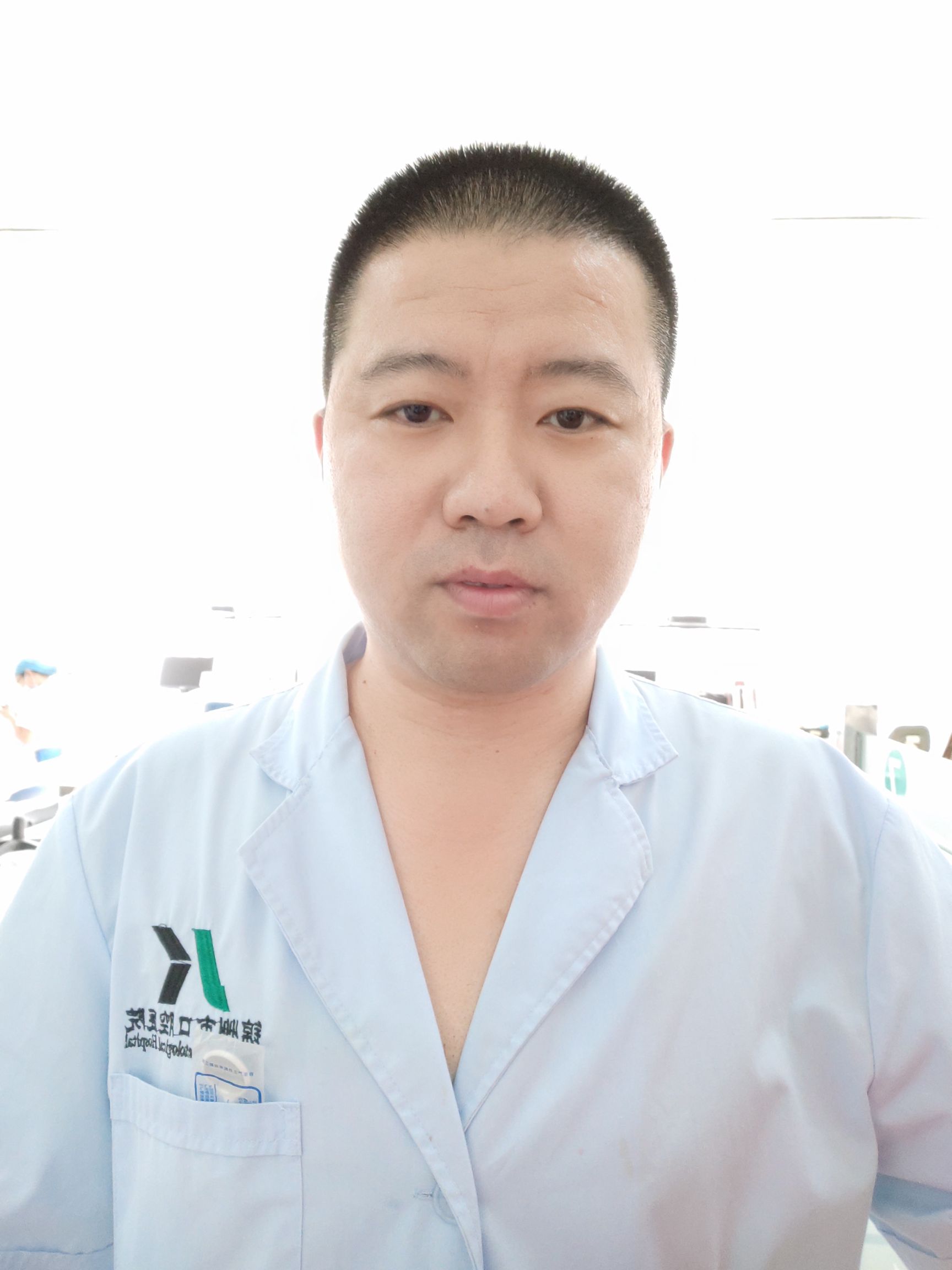 陆亮亮头像