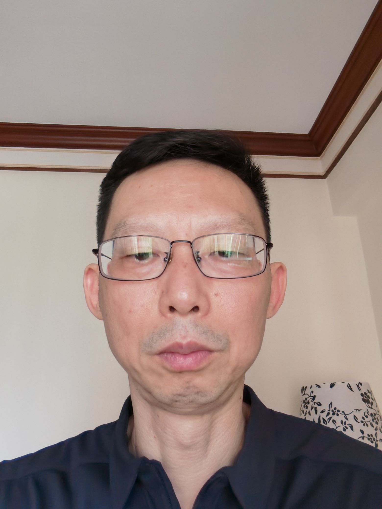王刚头像