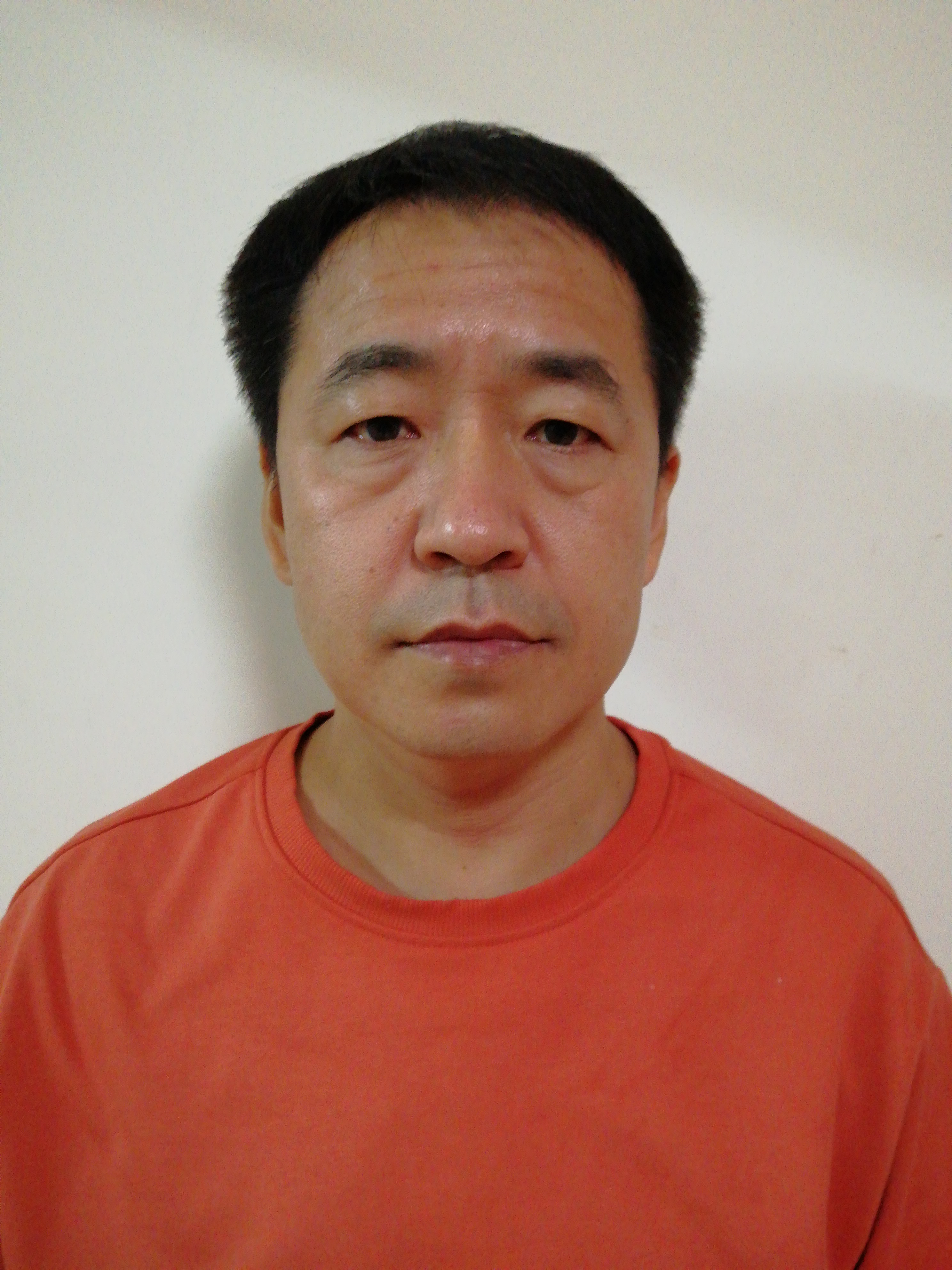 罗刚头像
