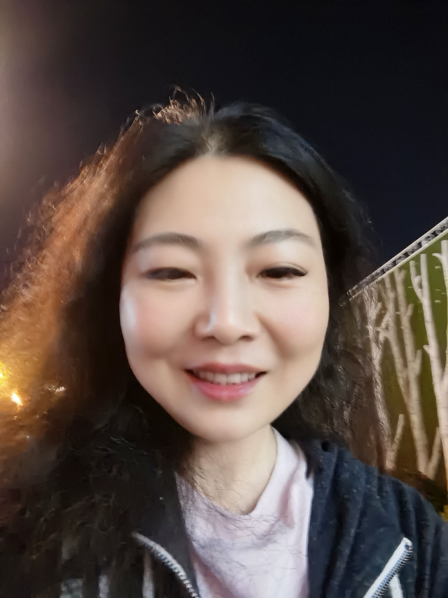 张颖头像
