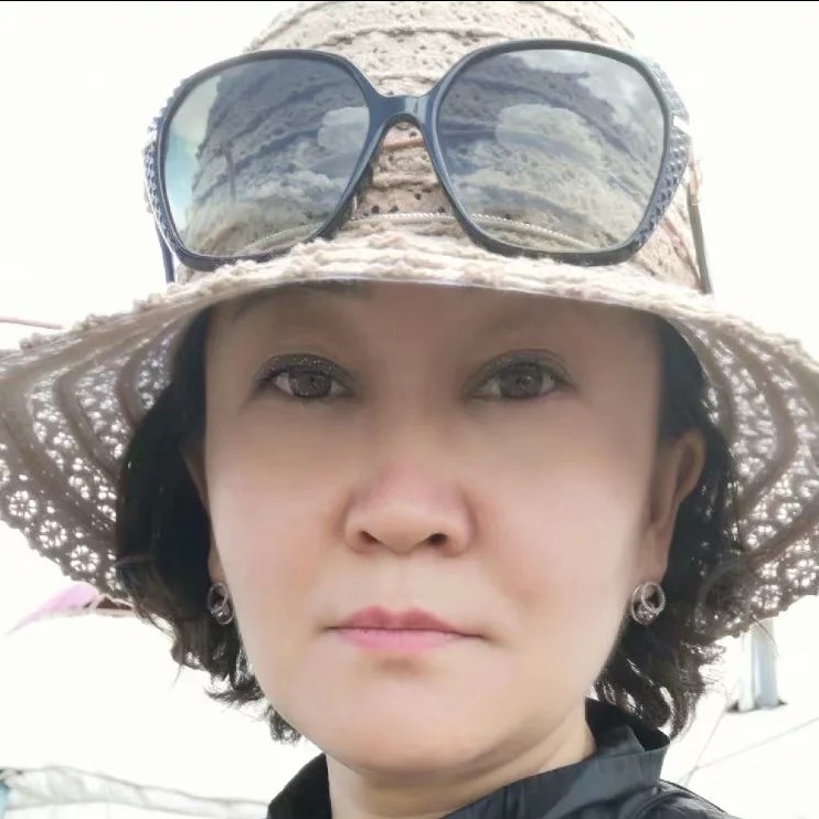 加孜拉·陶皮依克头像