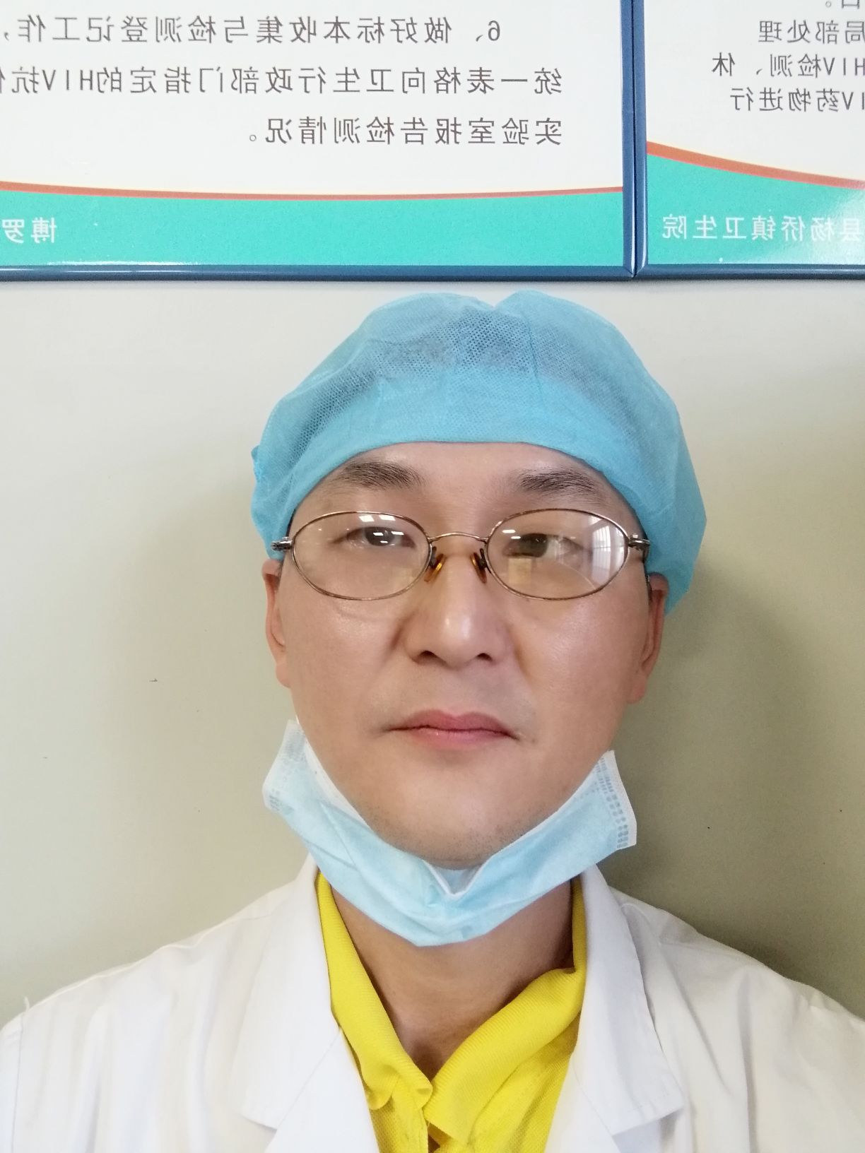 杨智怀头像