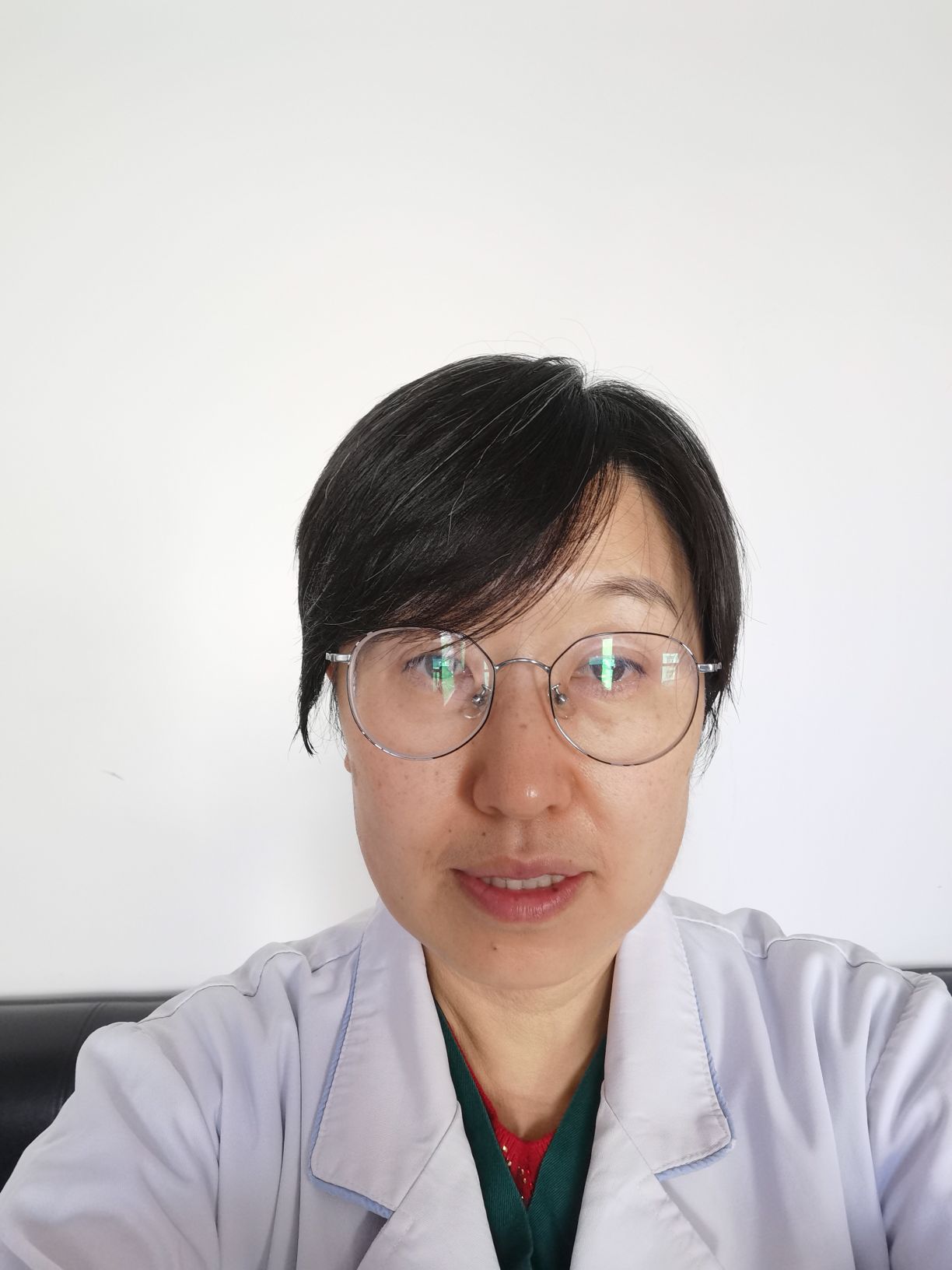 李英丽头像