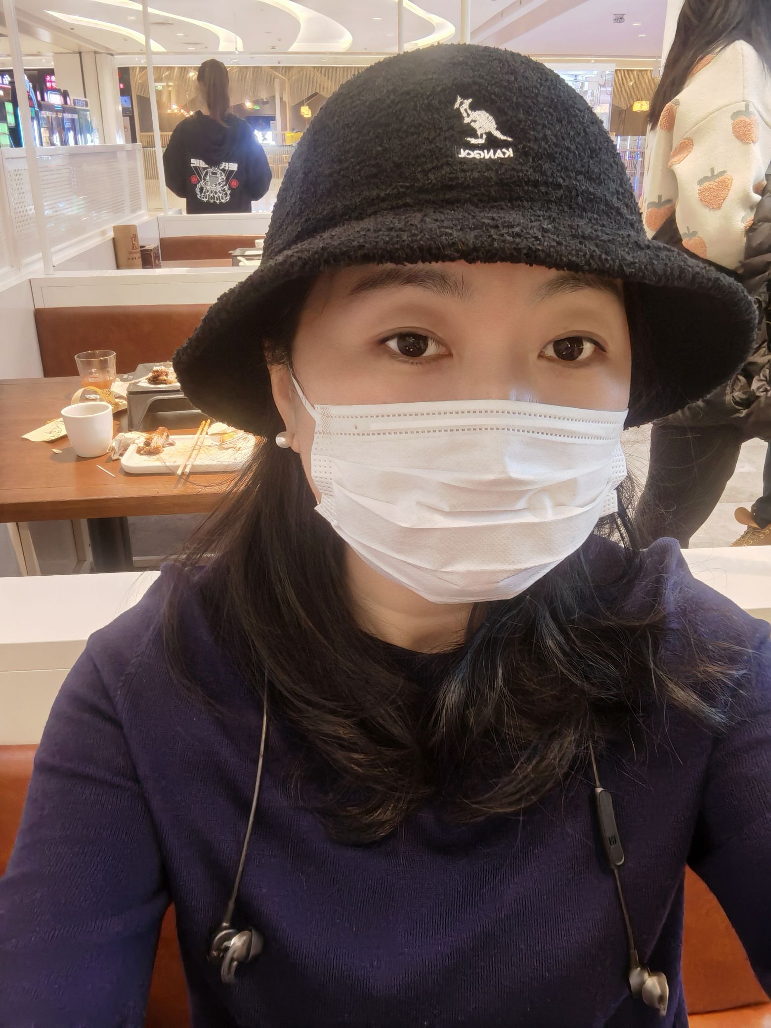 马颖头像