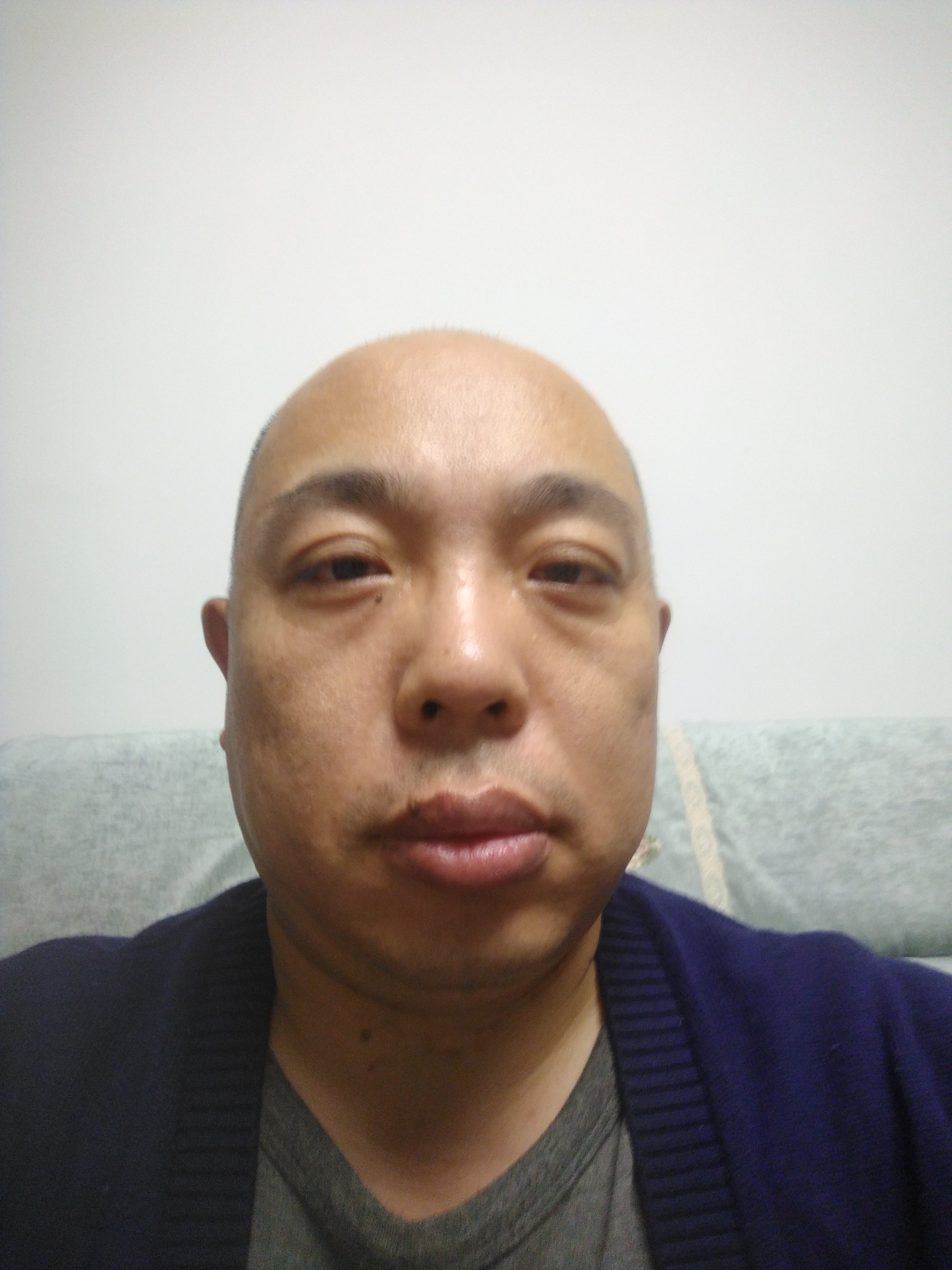景巍头像