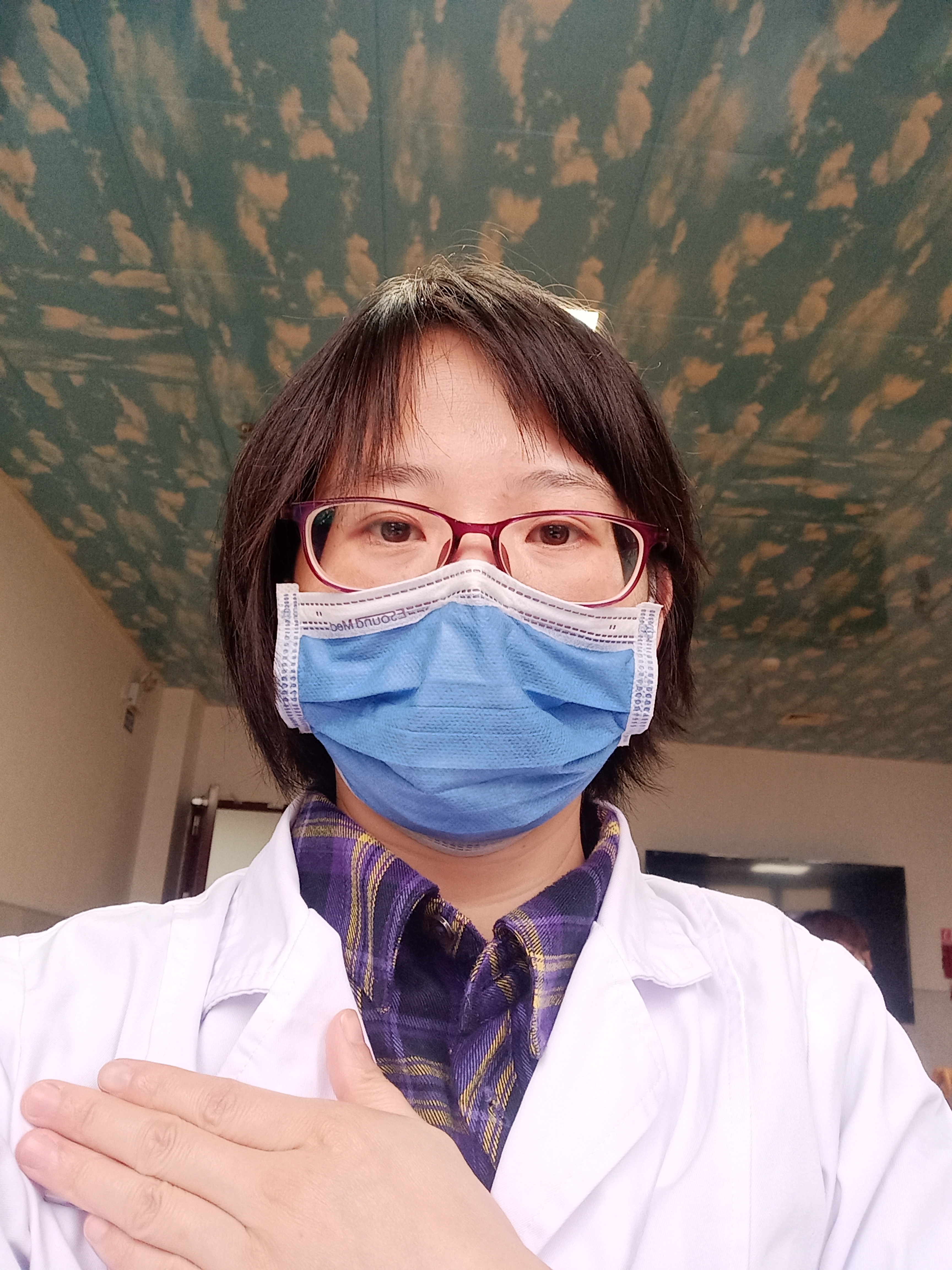 尹彩凤头像