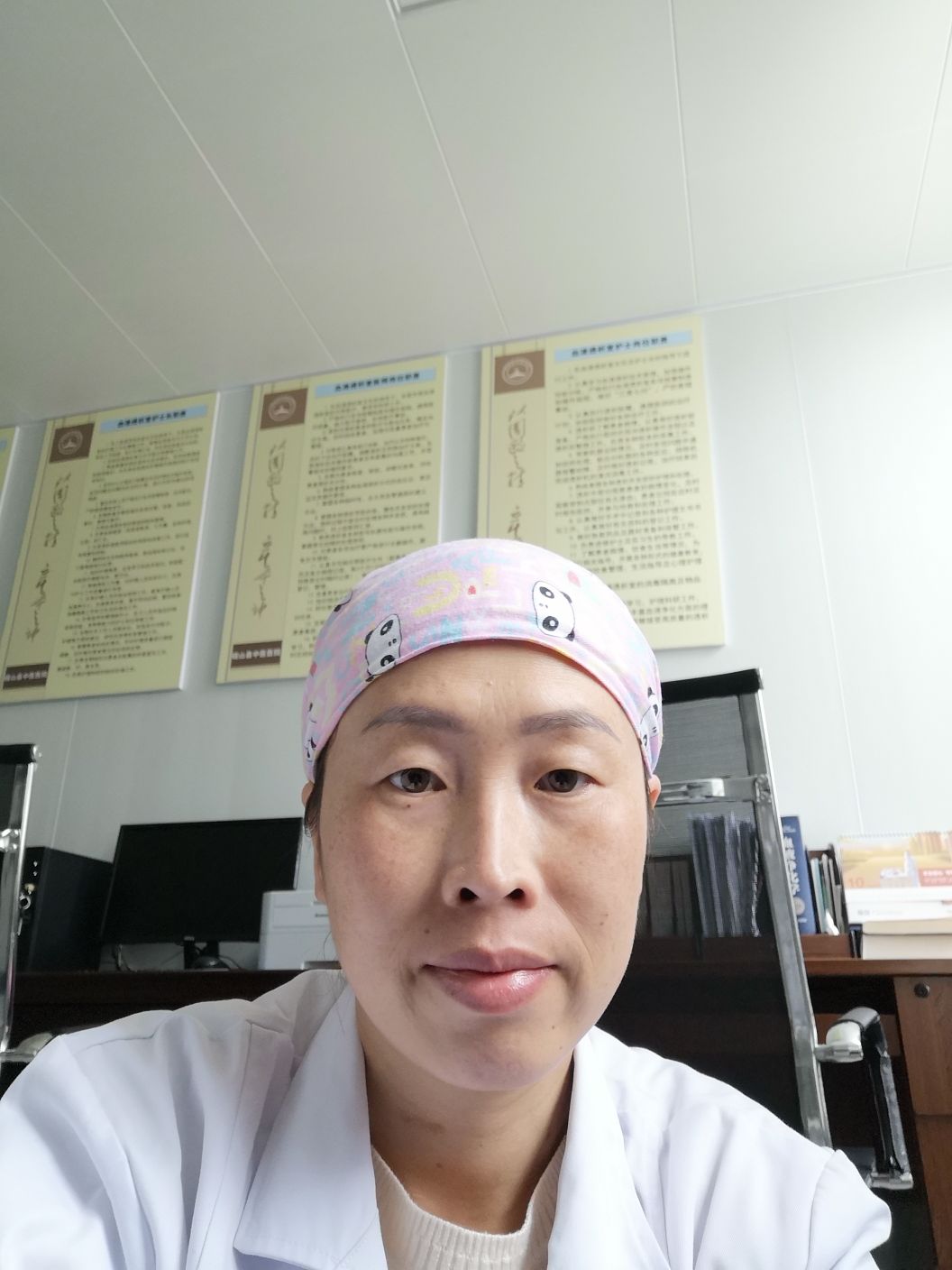 蔡红头像