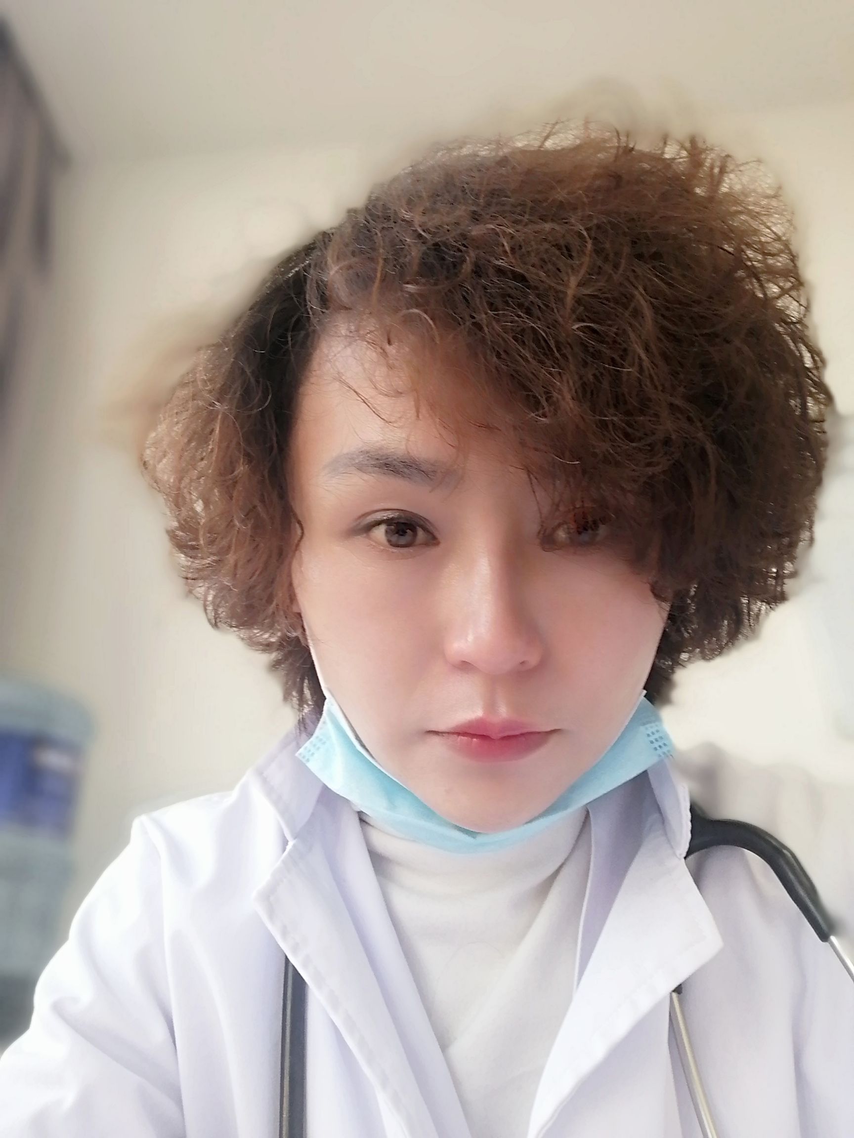 李晓红头像