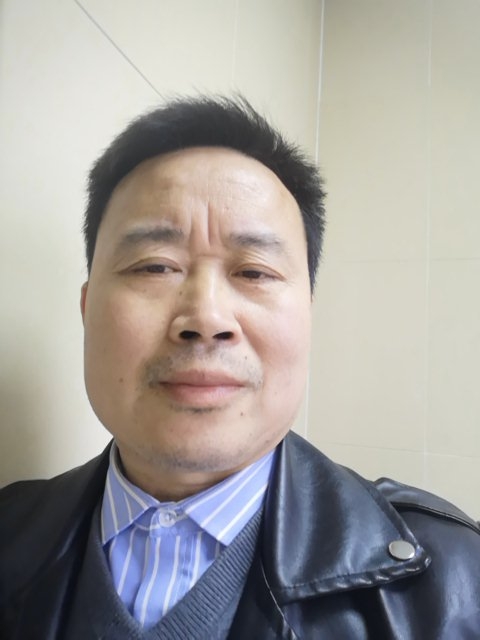 刘疑峰头像