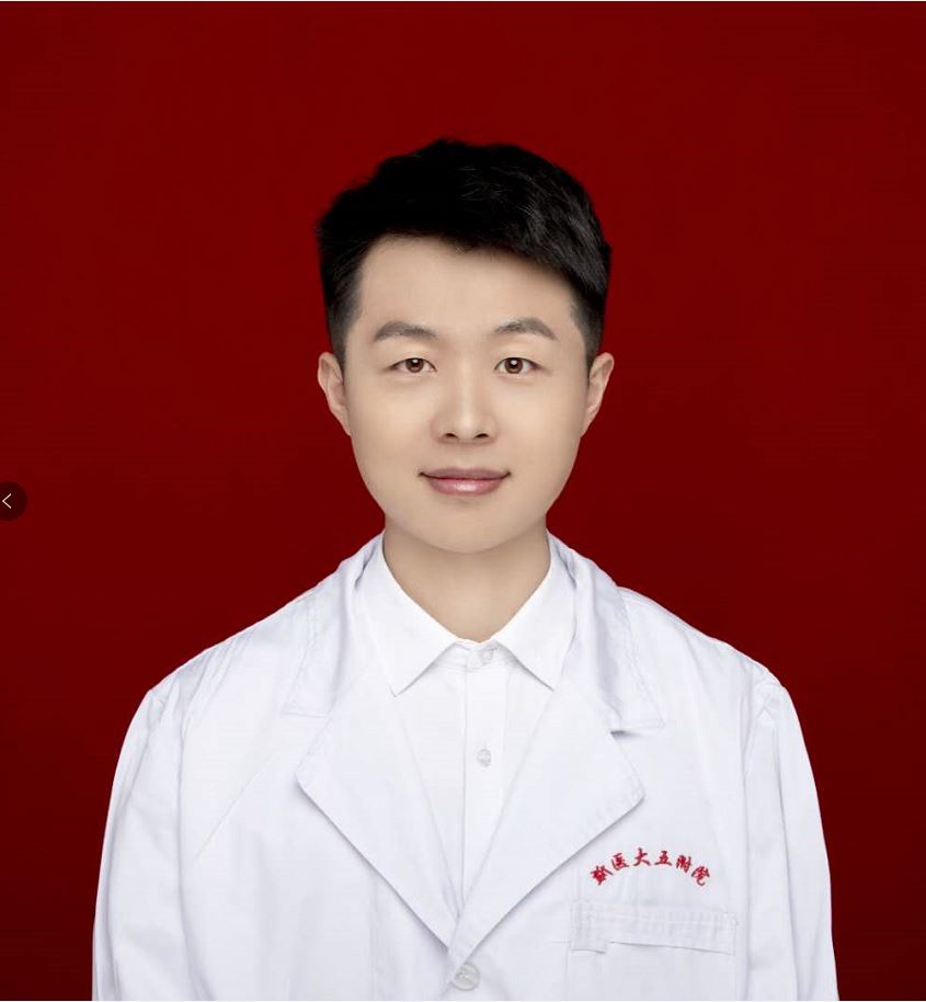 鲁辛健头像