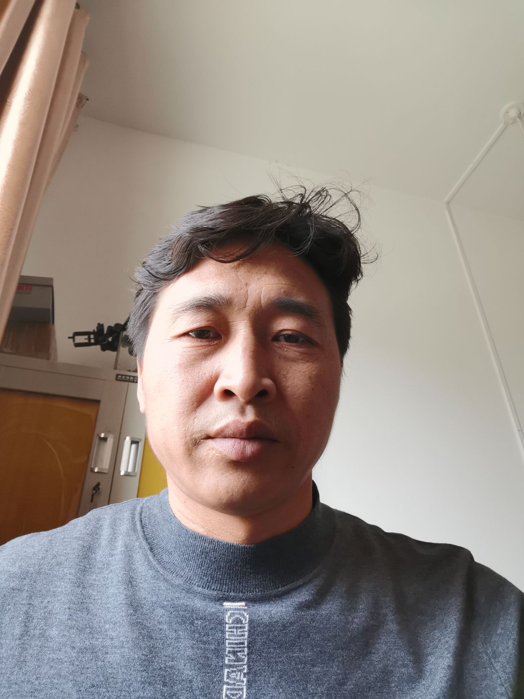 李亚军头像