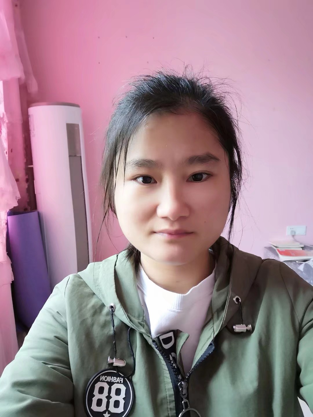 吴新美头像