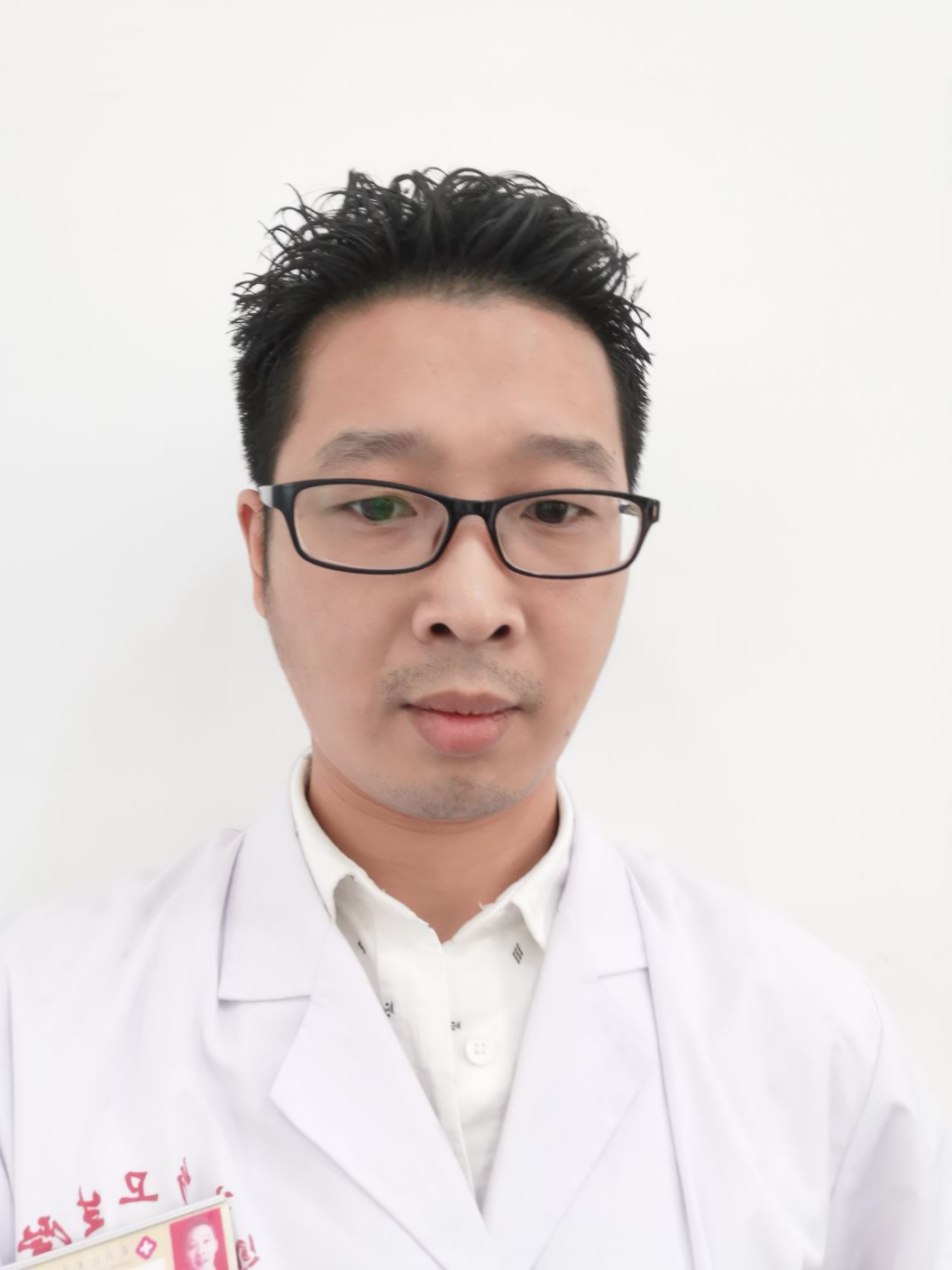 杨立头像