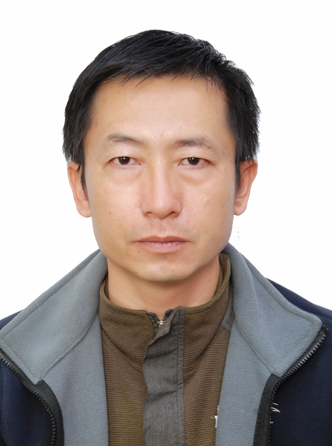 邬江头像