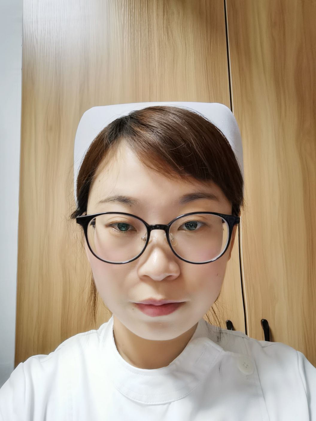 张晓婷头像