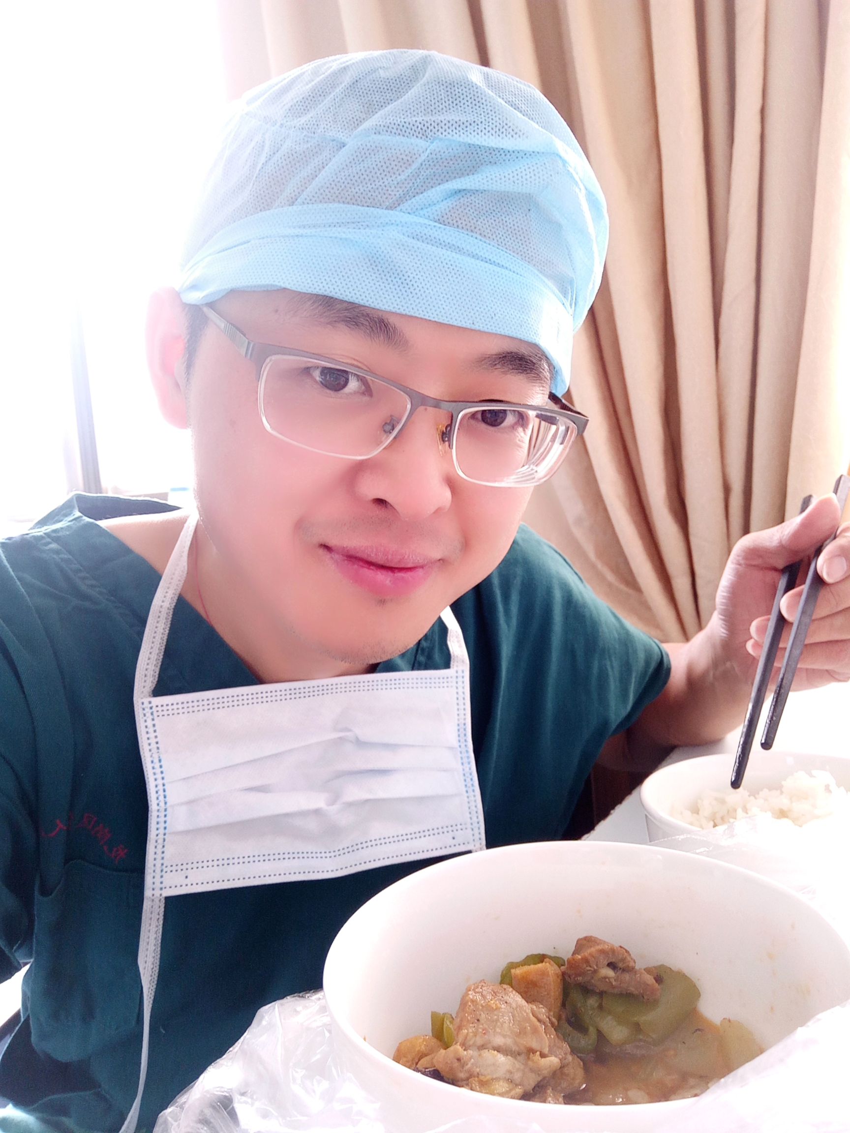 胡小剑头像