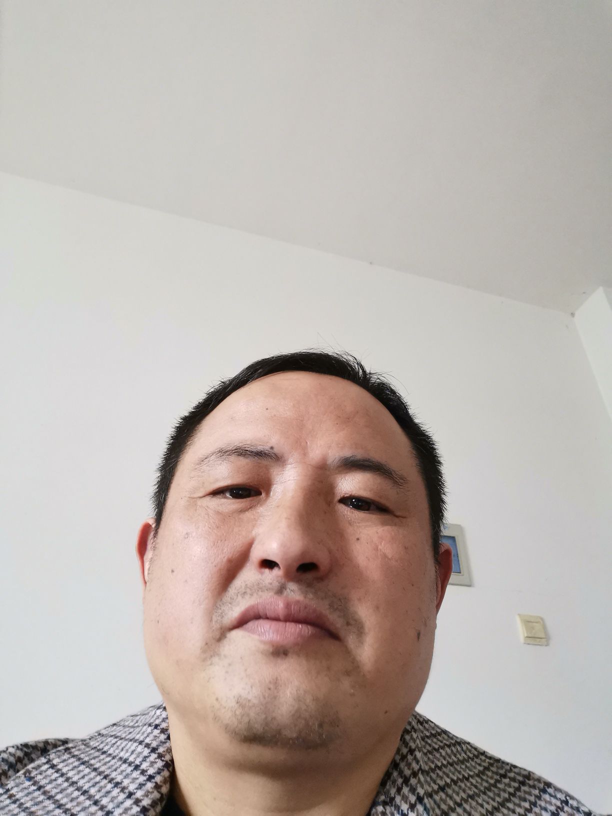 张勇头像