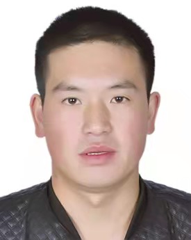 罗家文头像