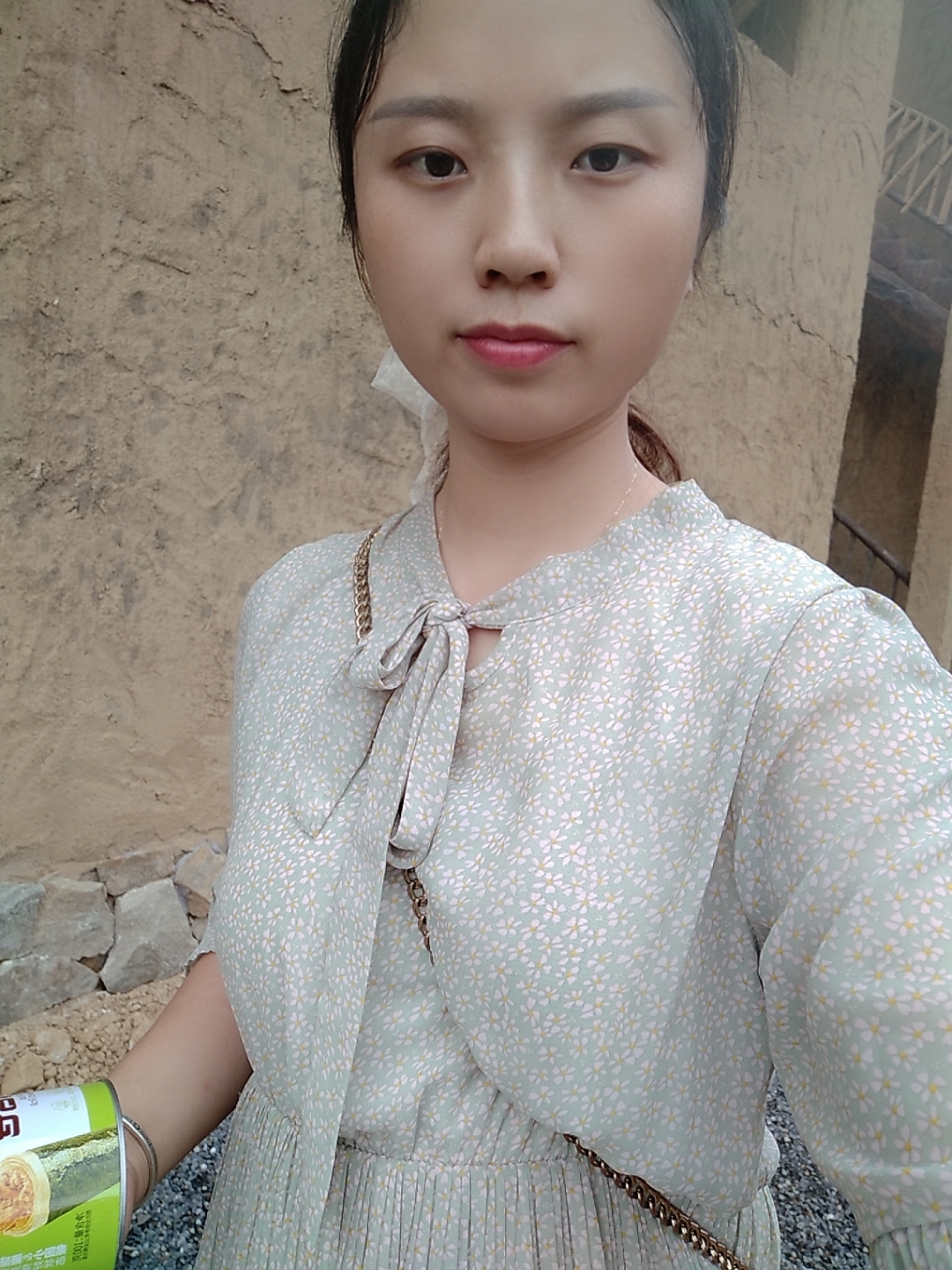 曾丽娟头像