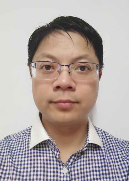 杨春雷头像