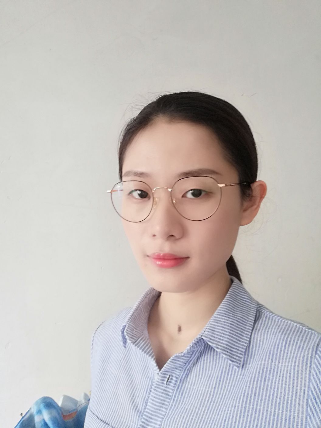 杨森焱头像
