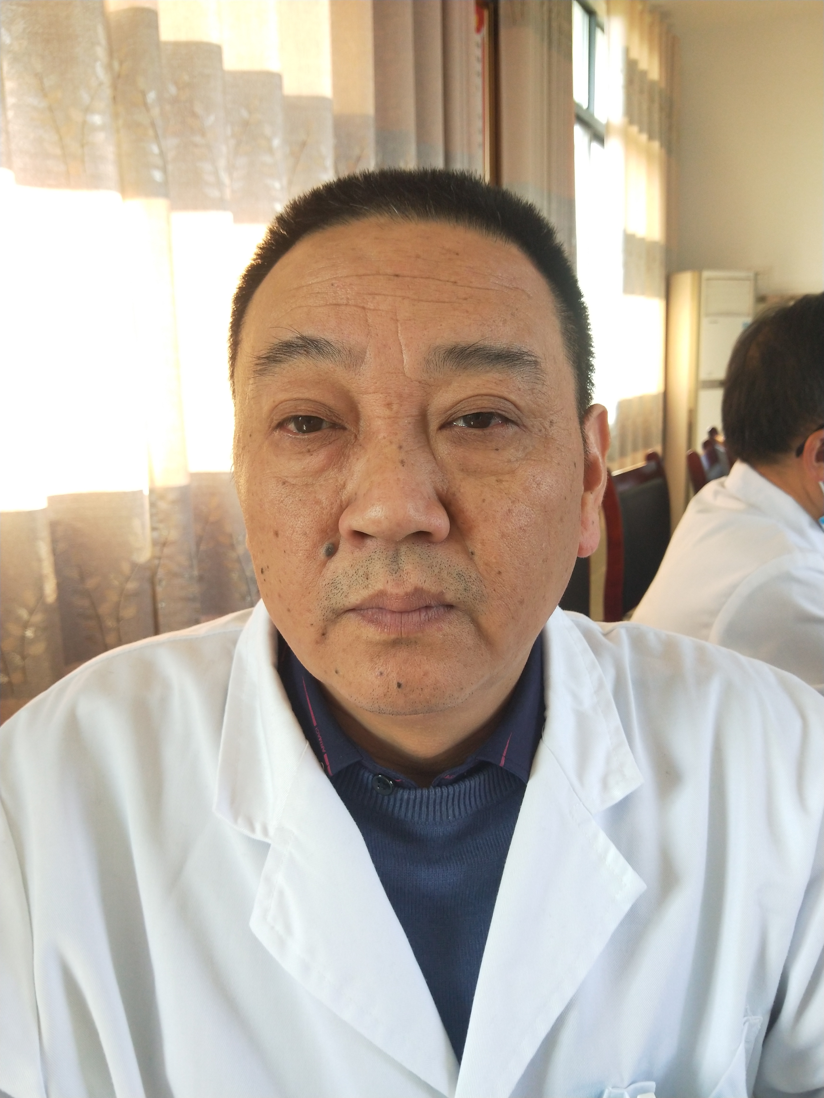 罗文林头像