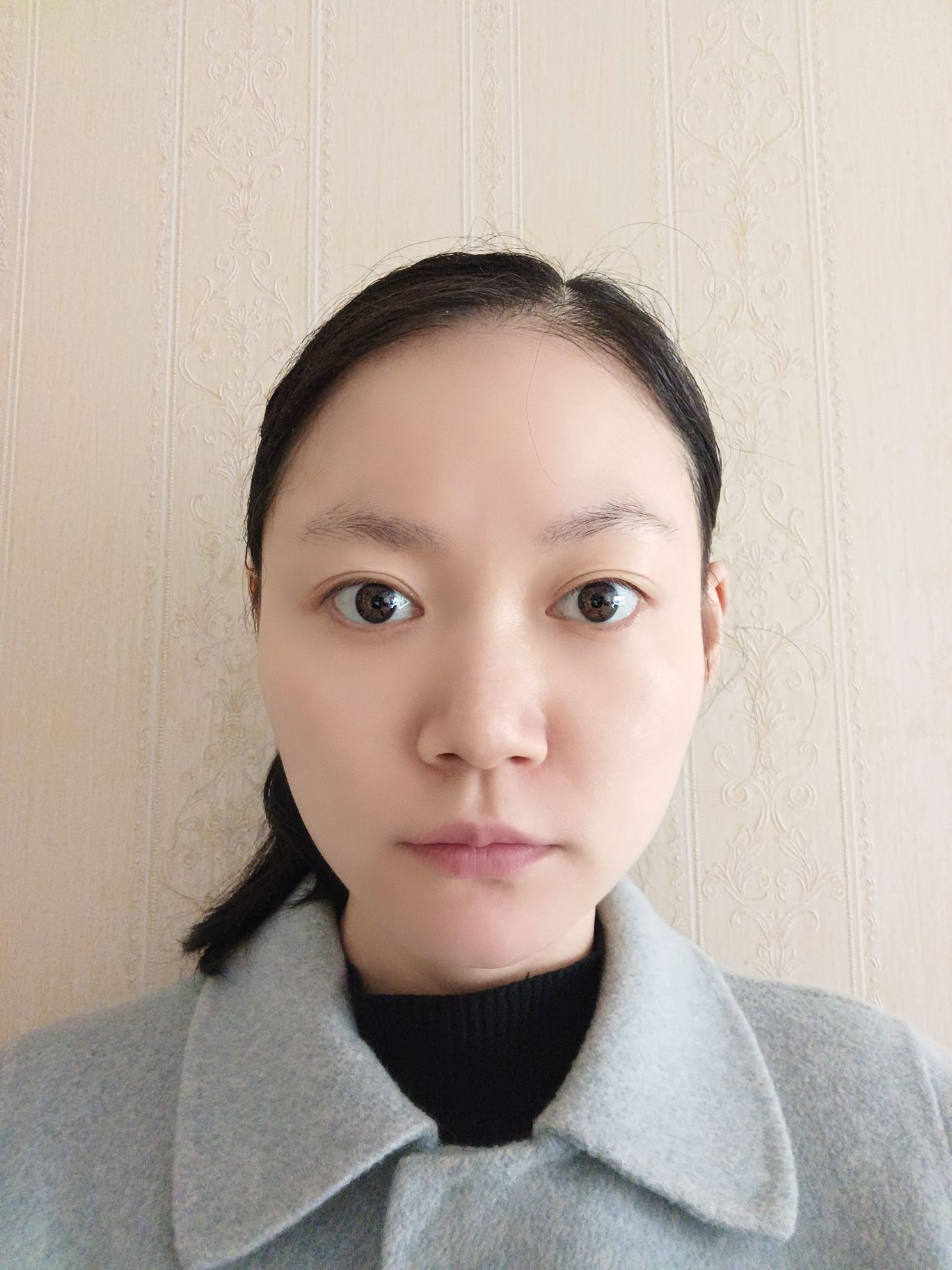 何雪头像