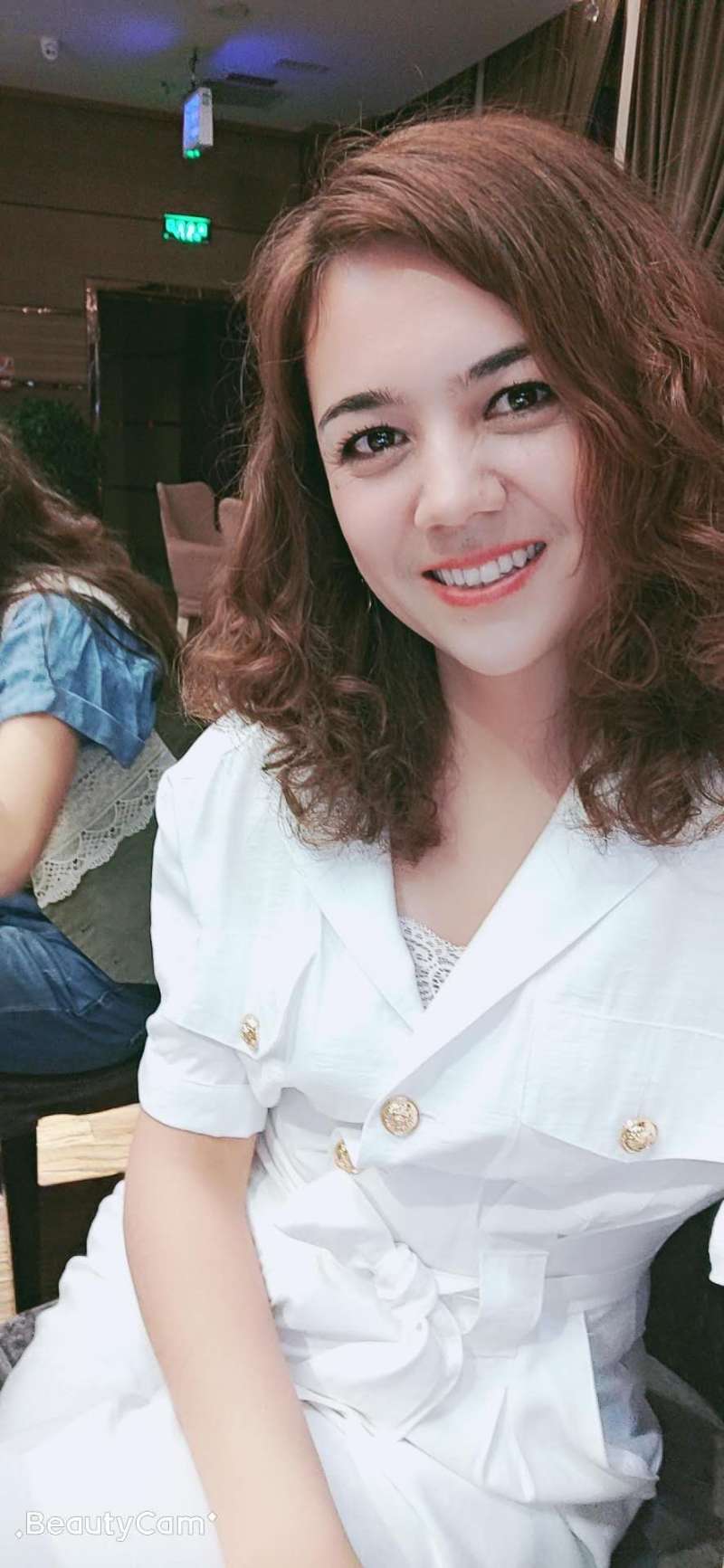 热娜古丽·买买提头像