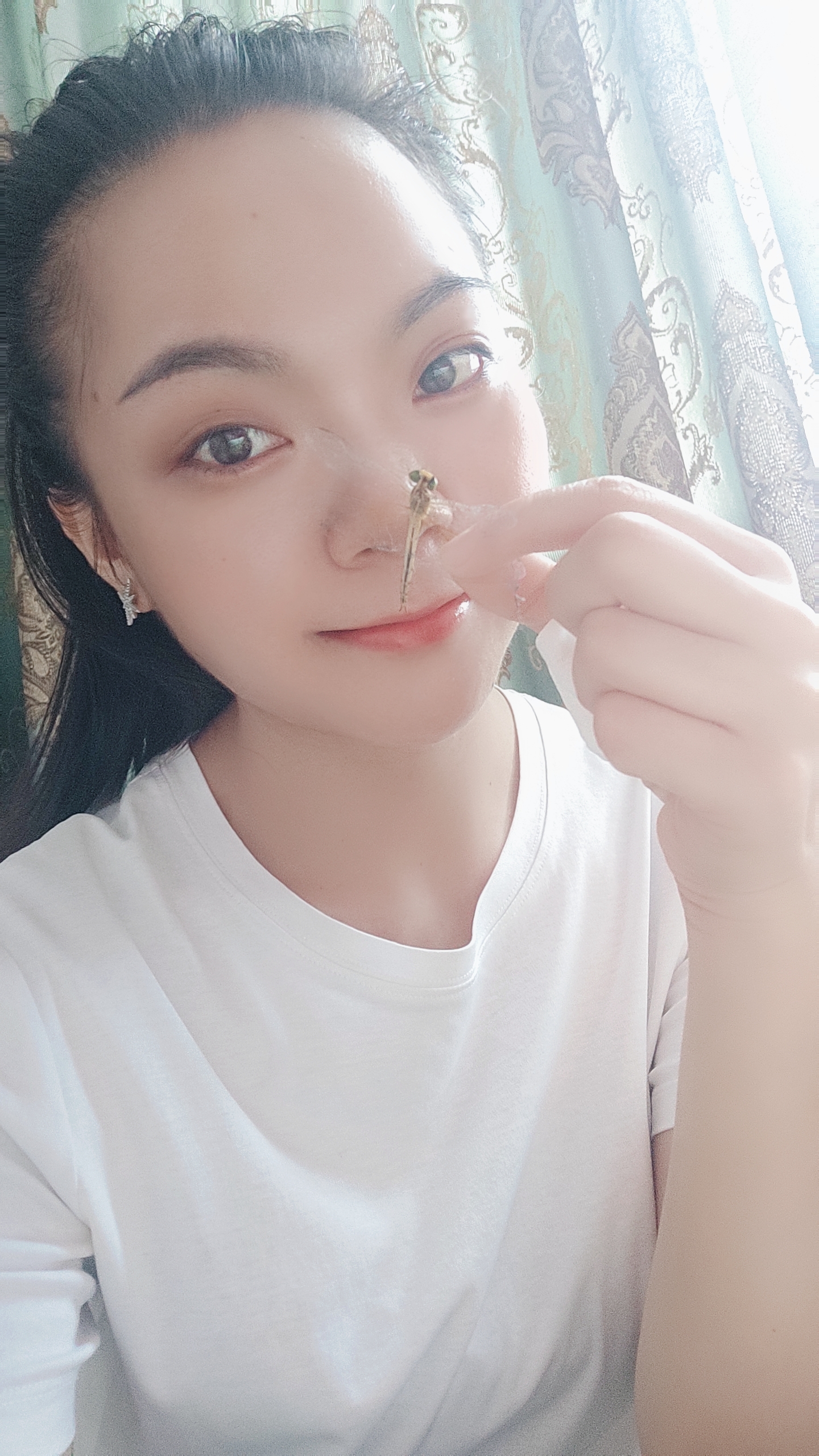 梁桂花头像