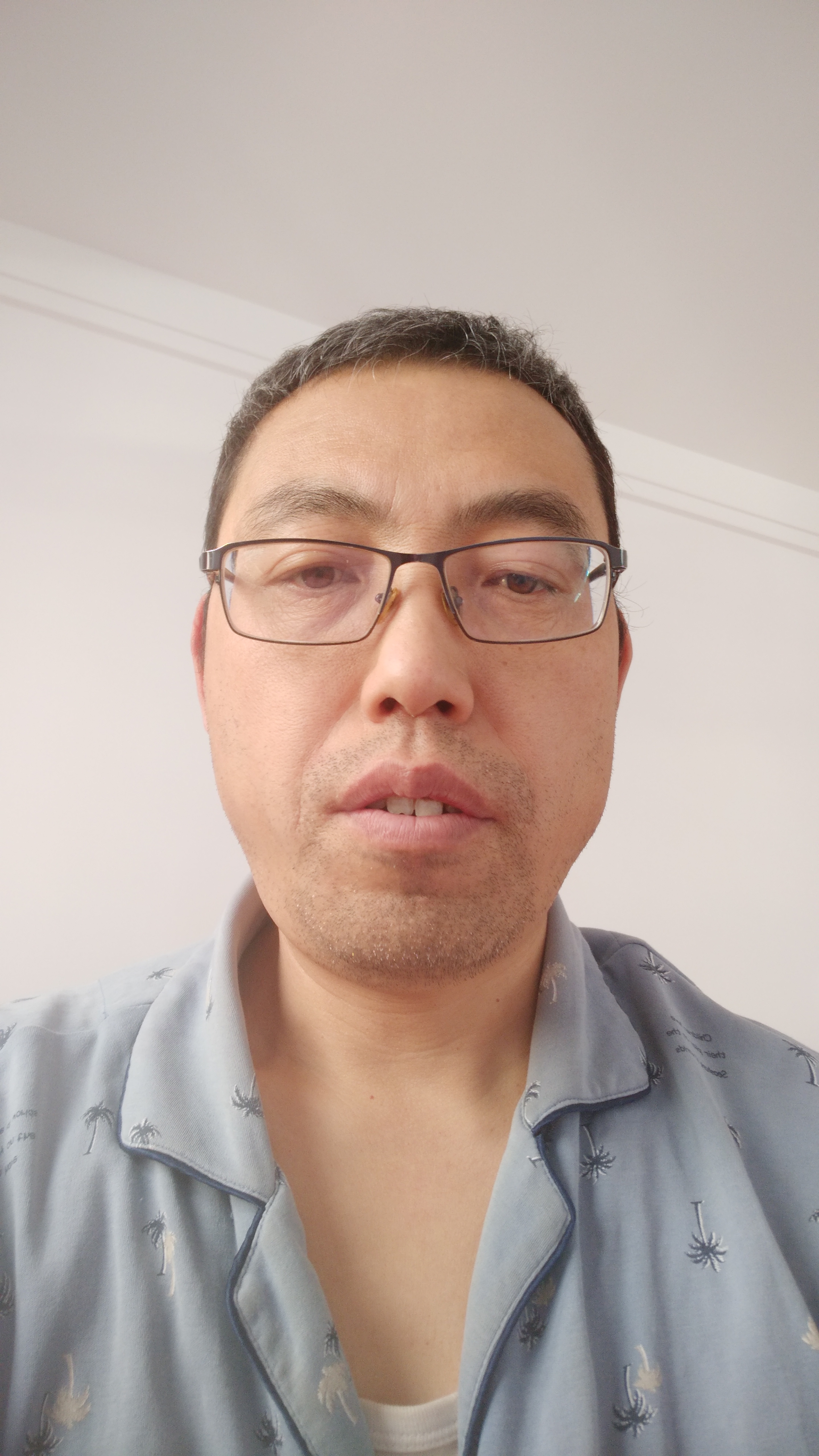 唐小兵头像