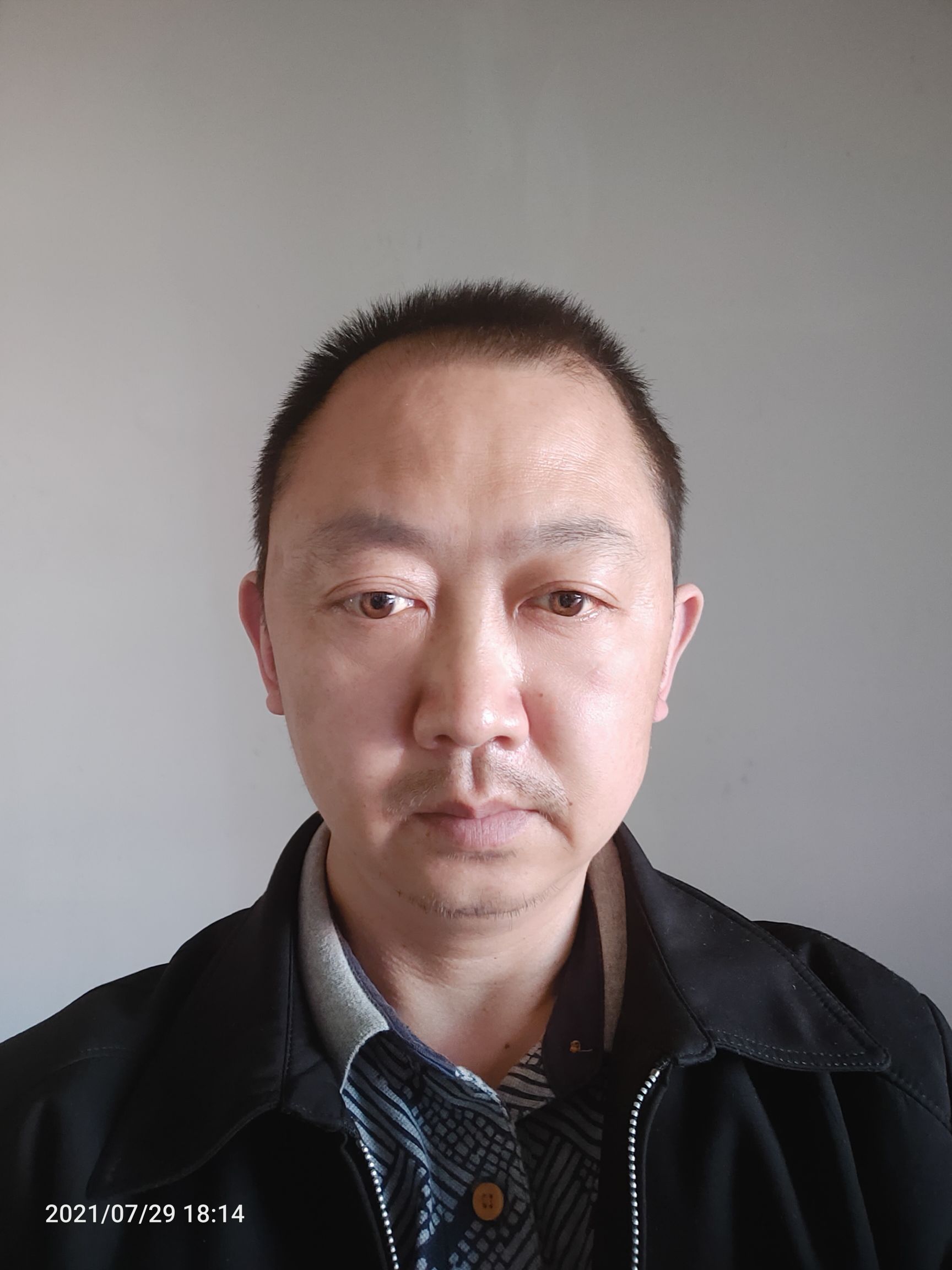 马良健头像