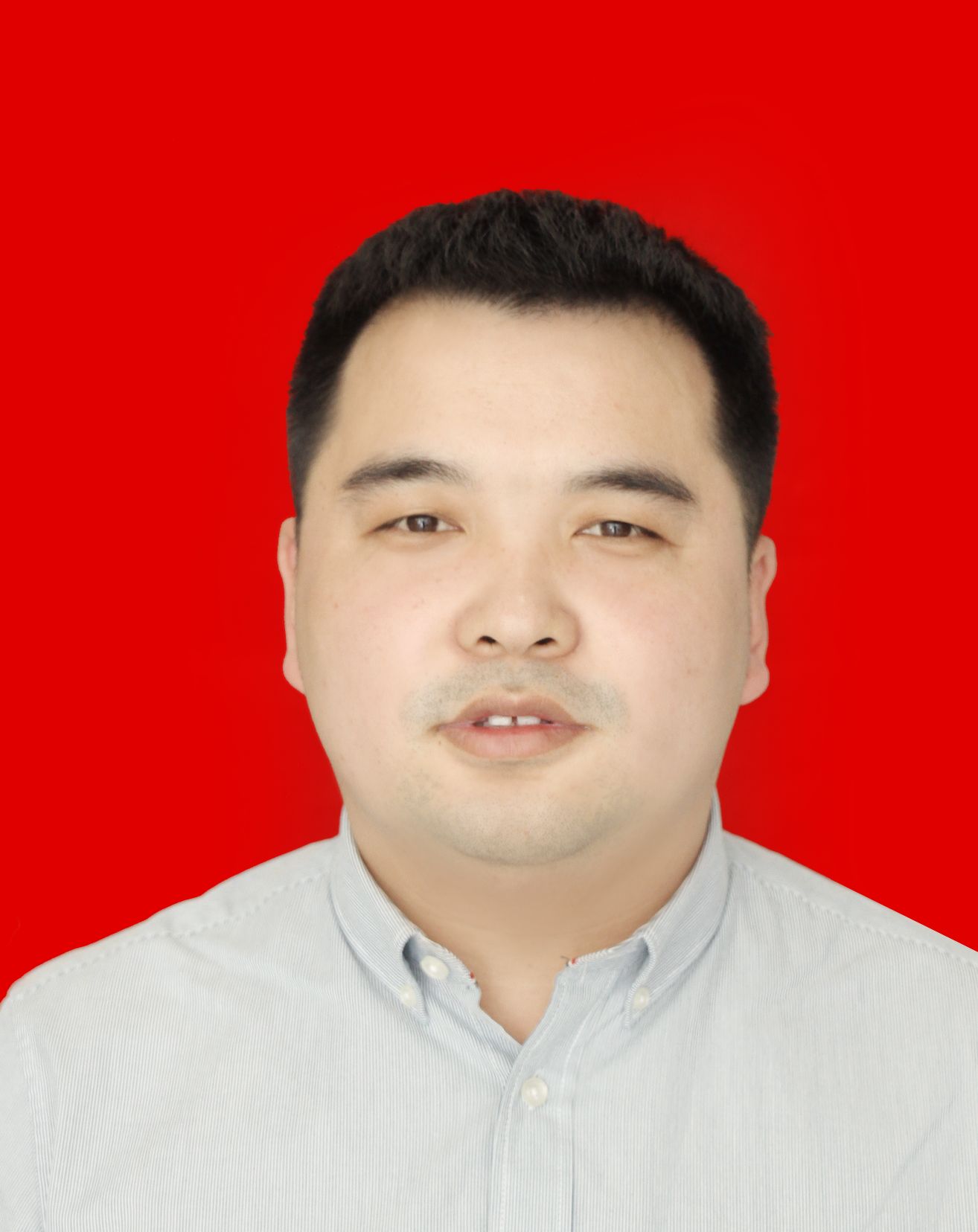 张洪臣头像