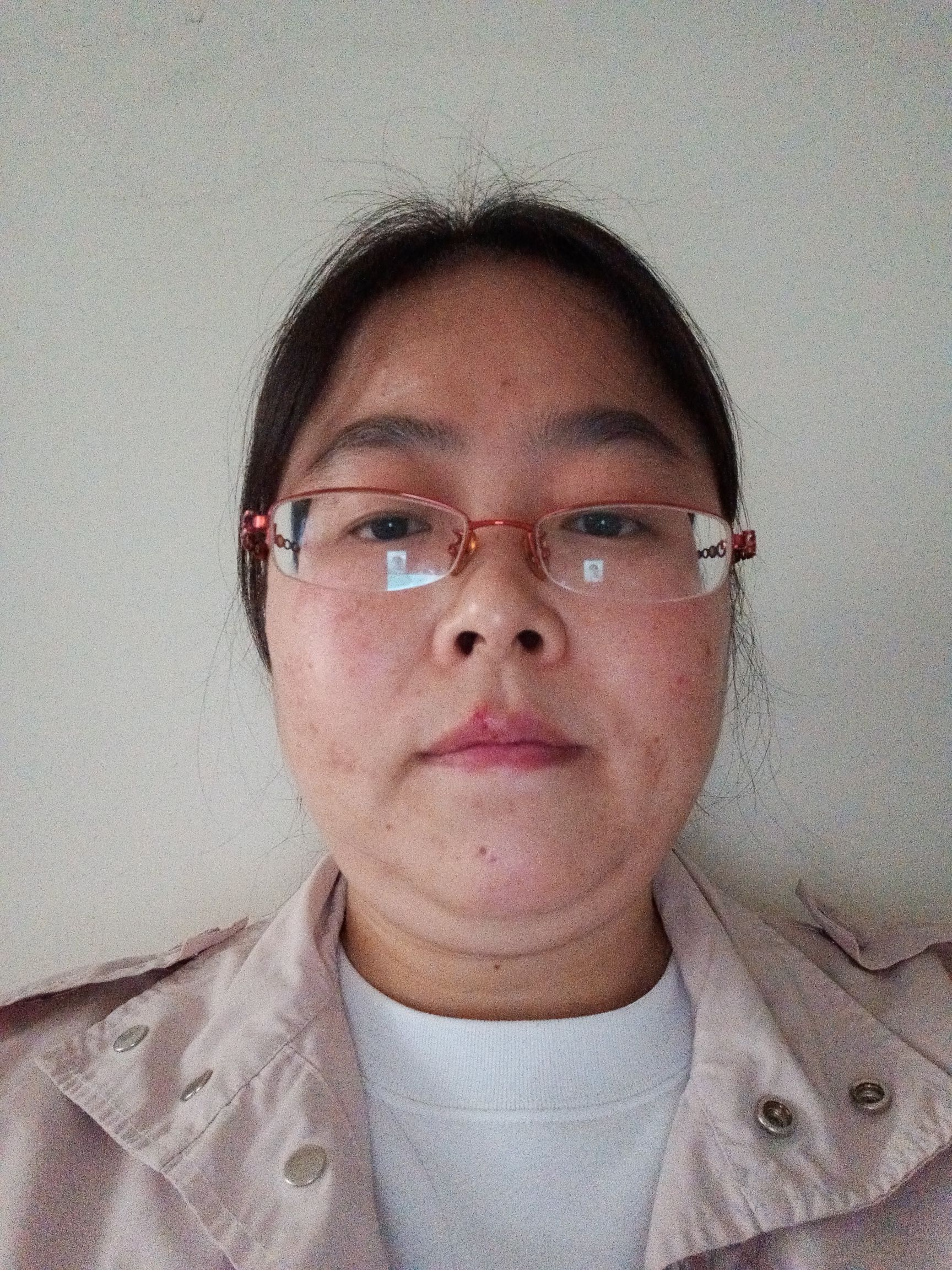 唐春梅头像
