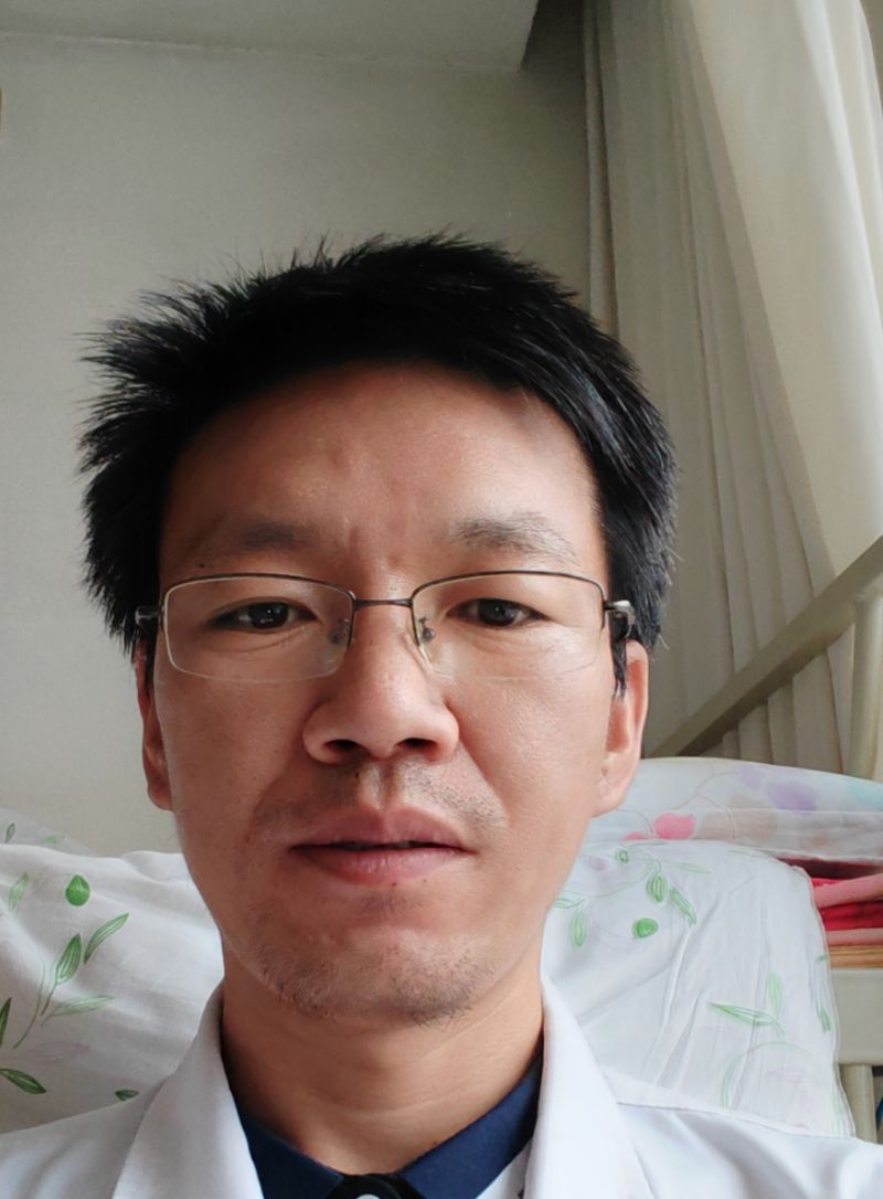王凯头像