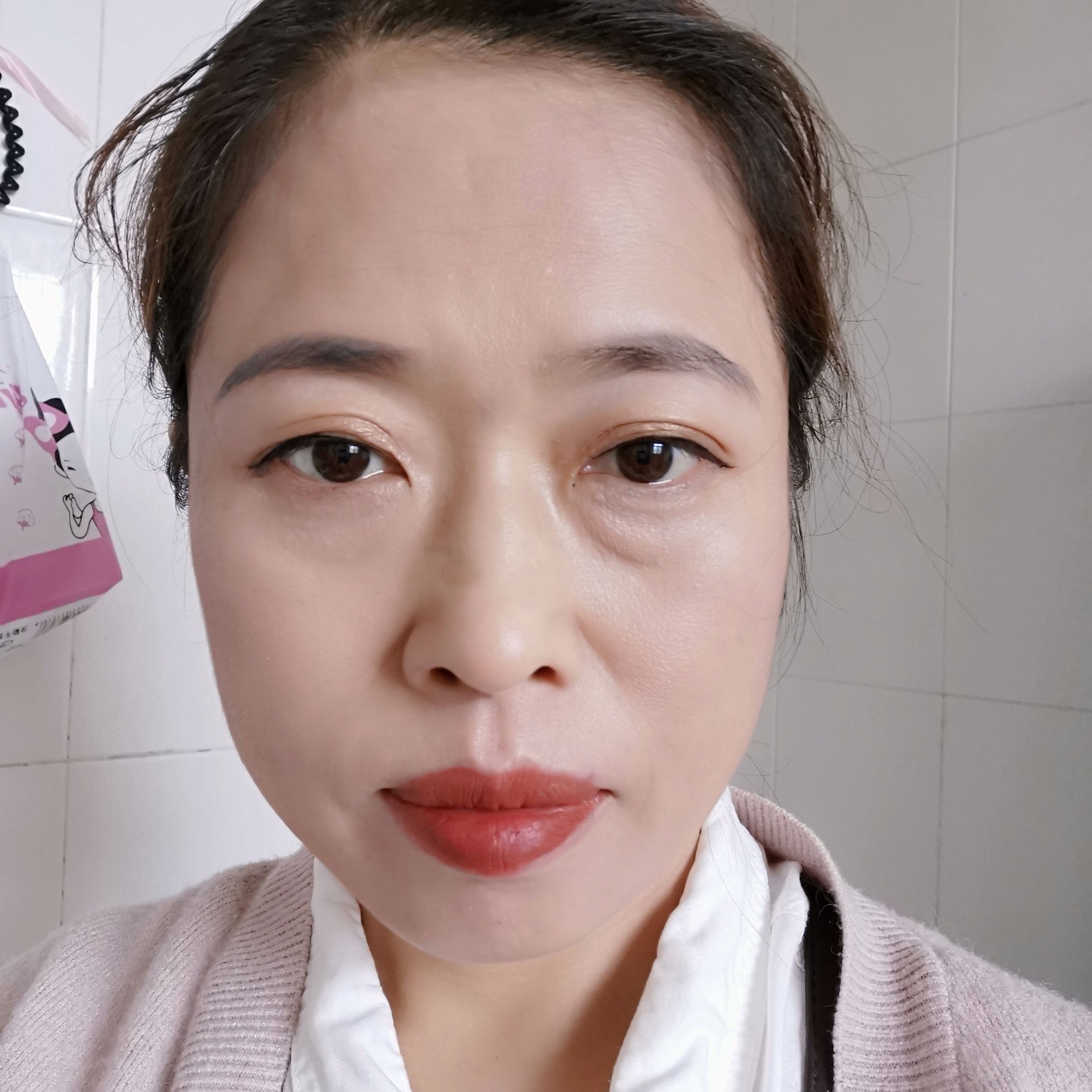 姚丽头像