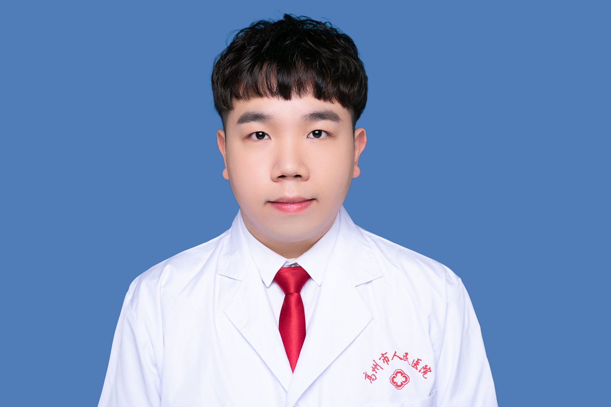 林杨头像