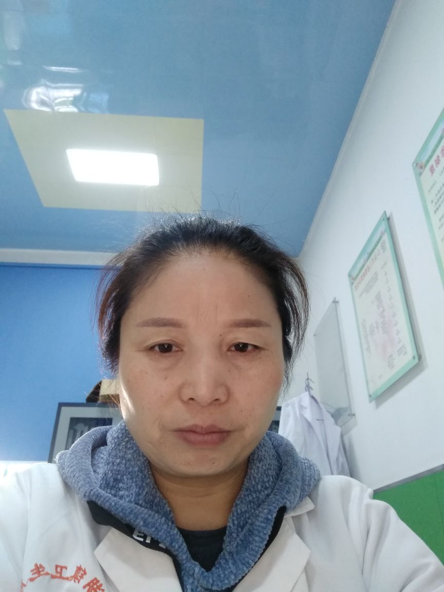 黄艳美头像