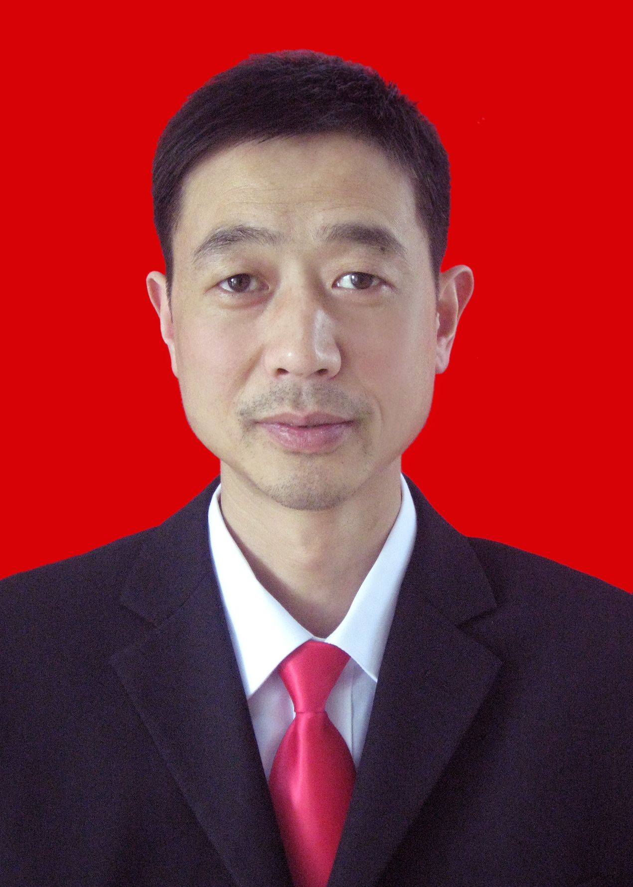 张乔头像