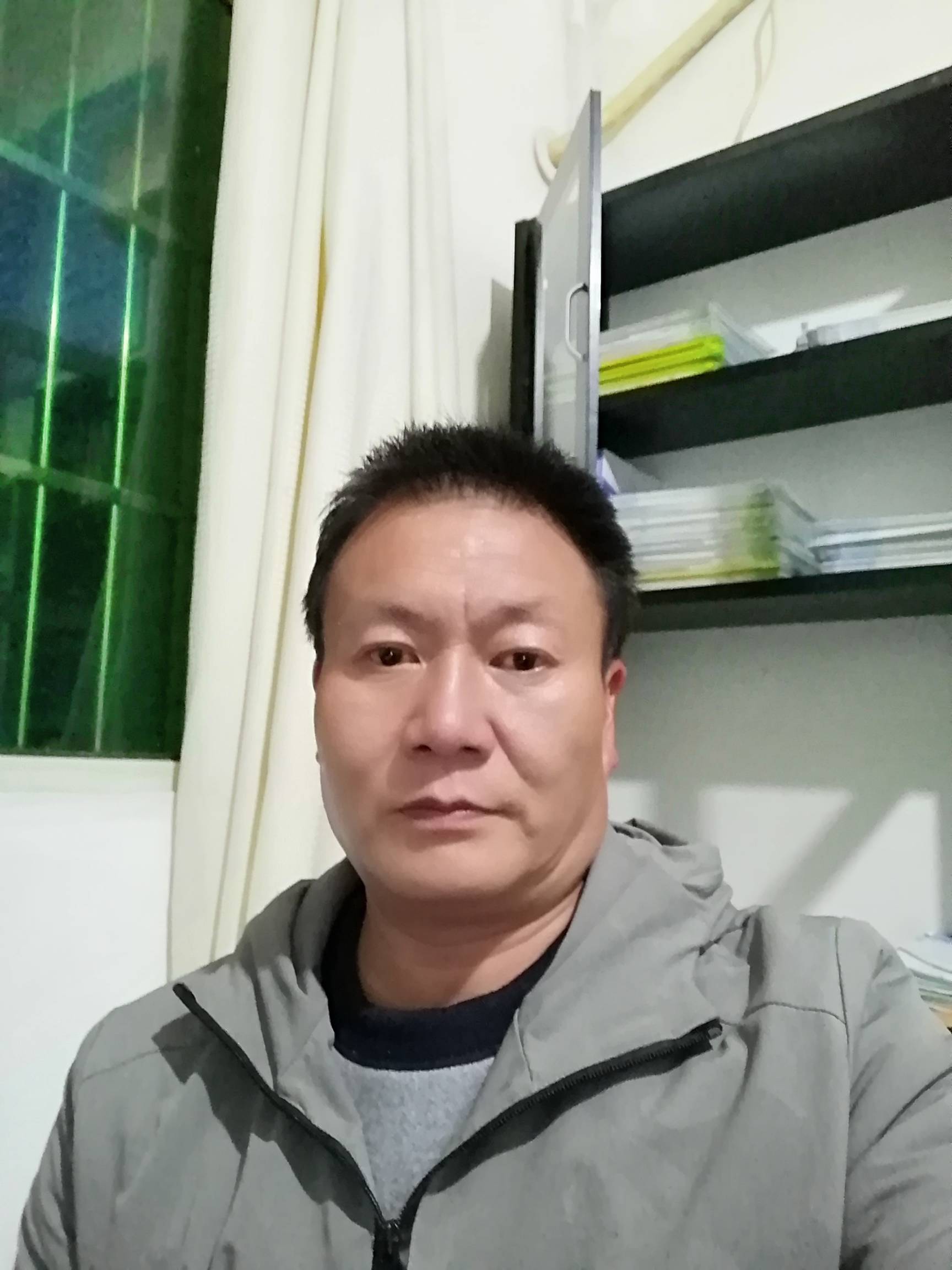 王小平头像