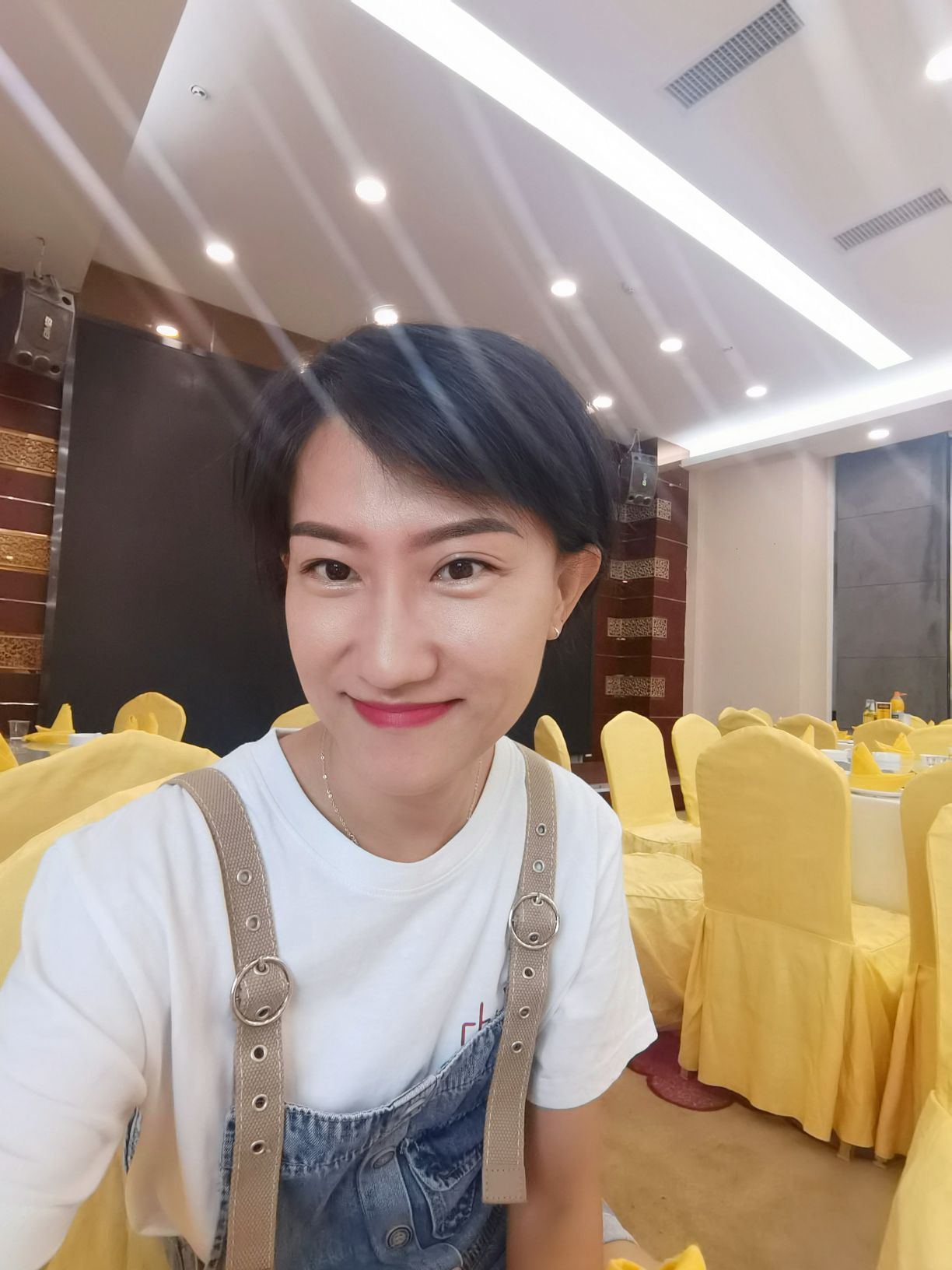 张娇娇头像